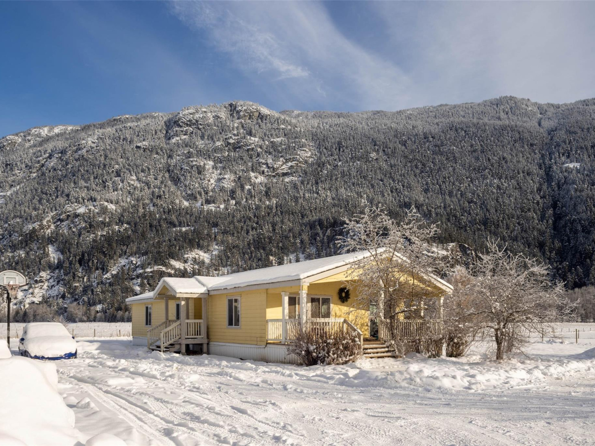 899 Erickson Road image 23