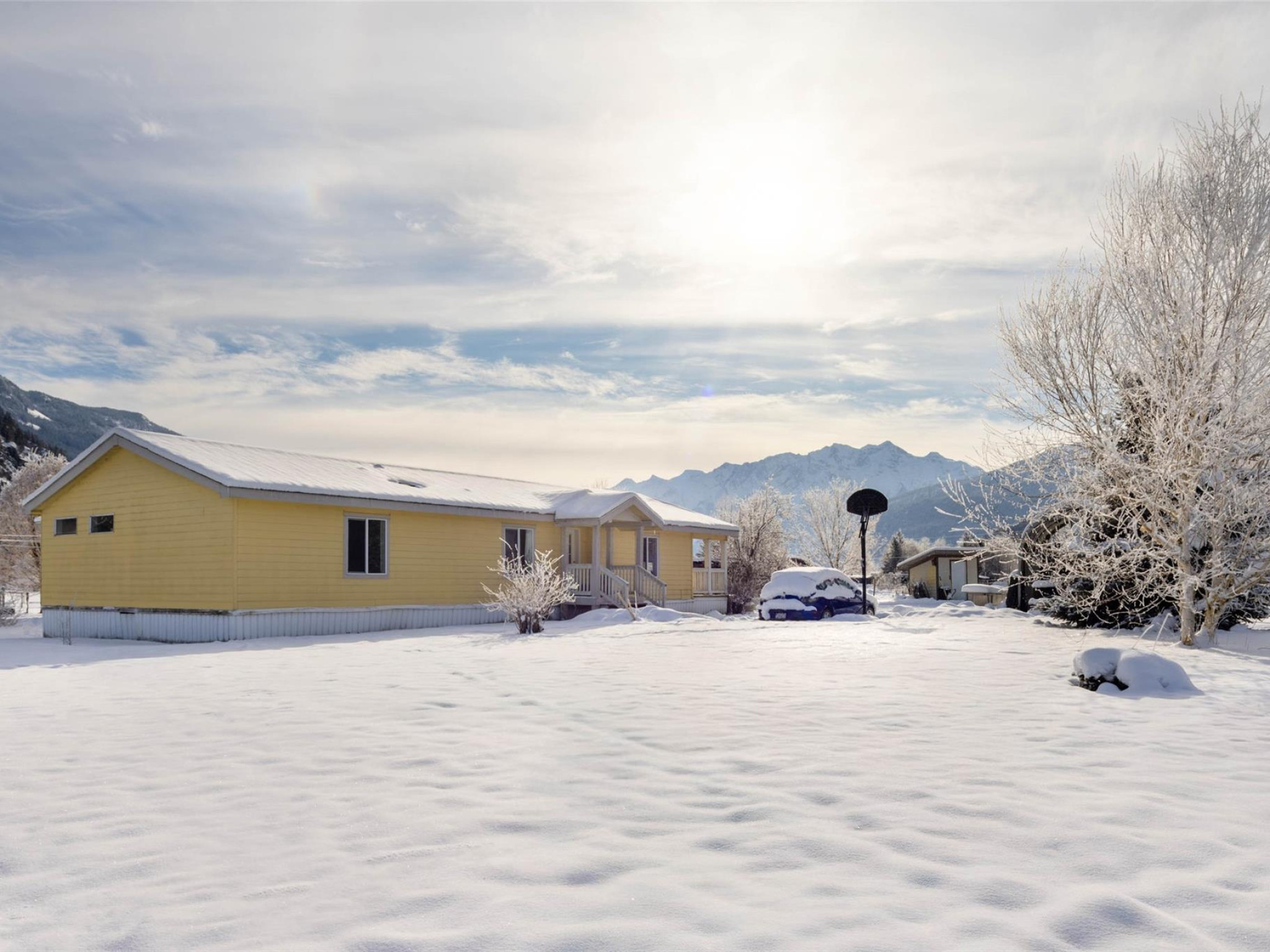 899 Erickson Road image 27