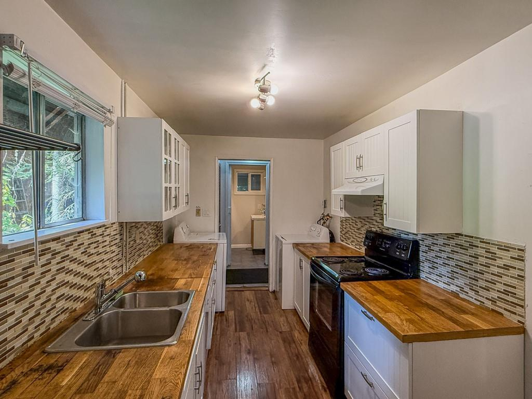 8232 Alpine Way image 10