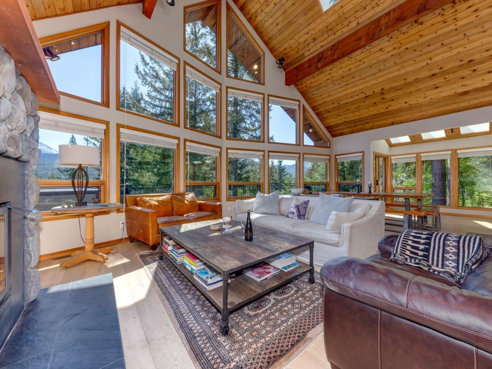 8505 Matterhorn Drive image 7