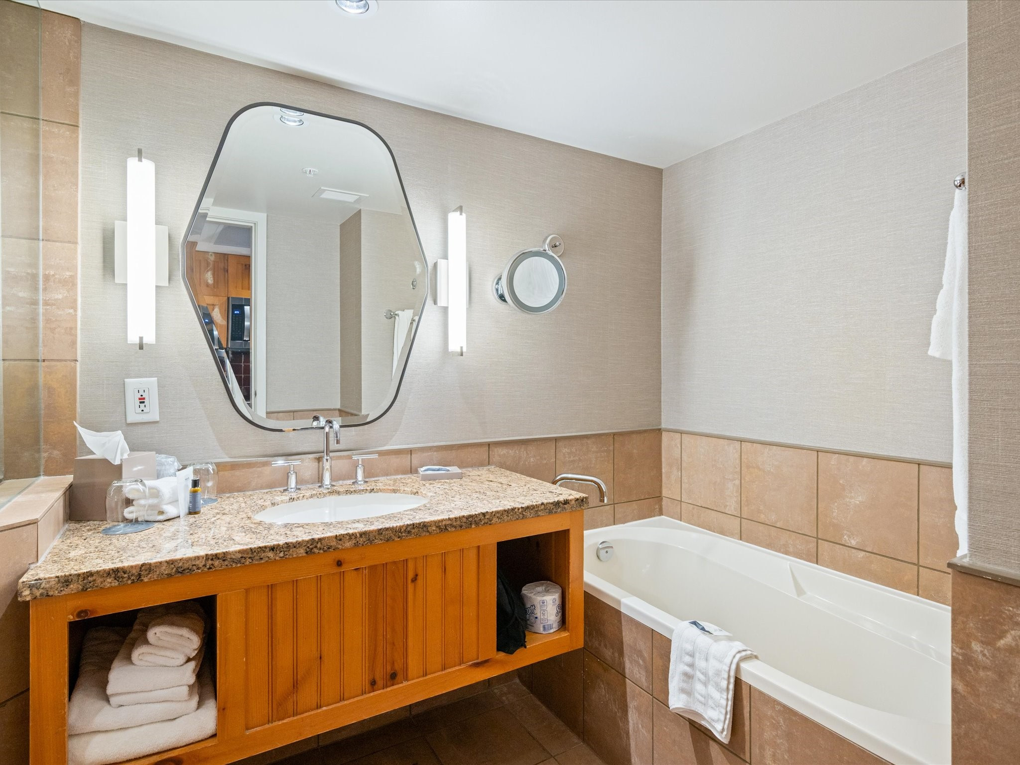 659-4090 Whistler Way image 12