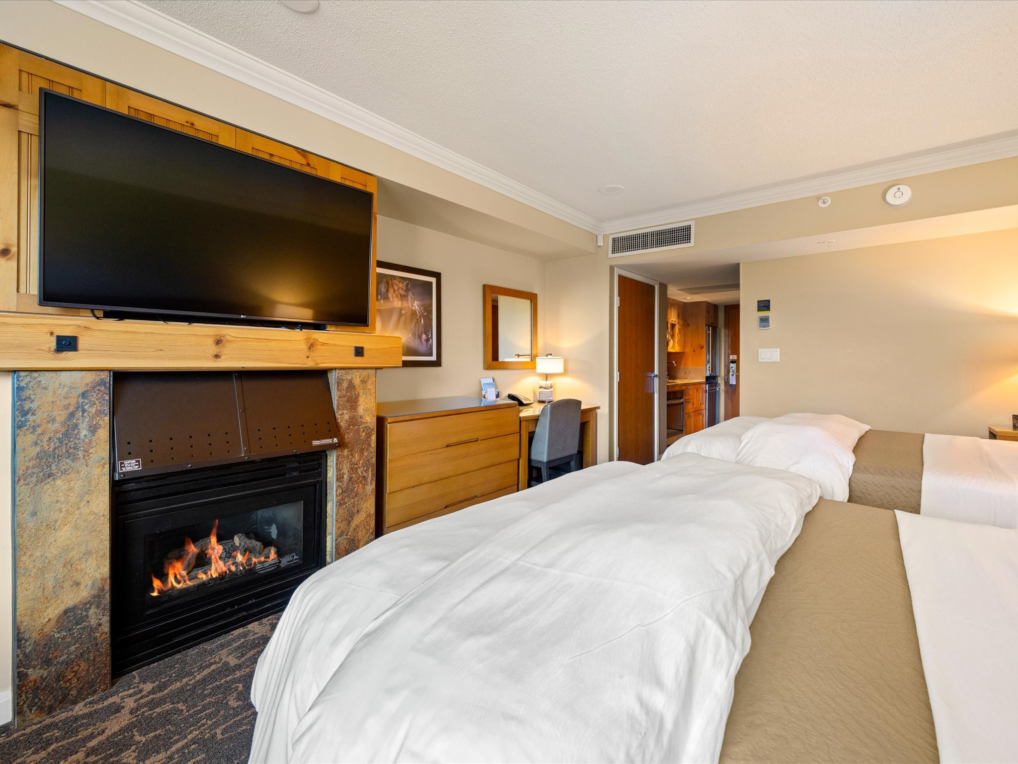 659-4090 Whistler Way image 8