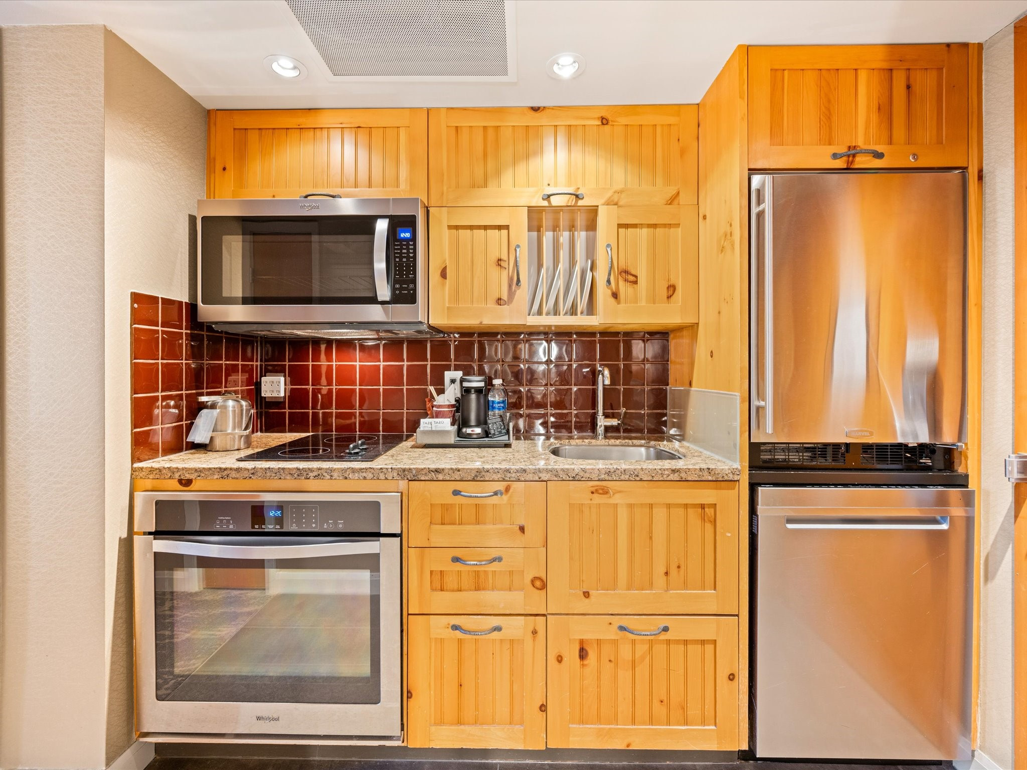 685-4090 Whistler Way image 8