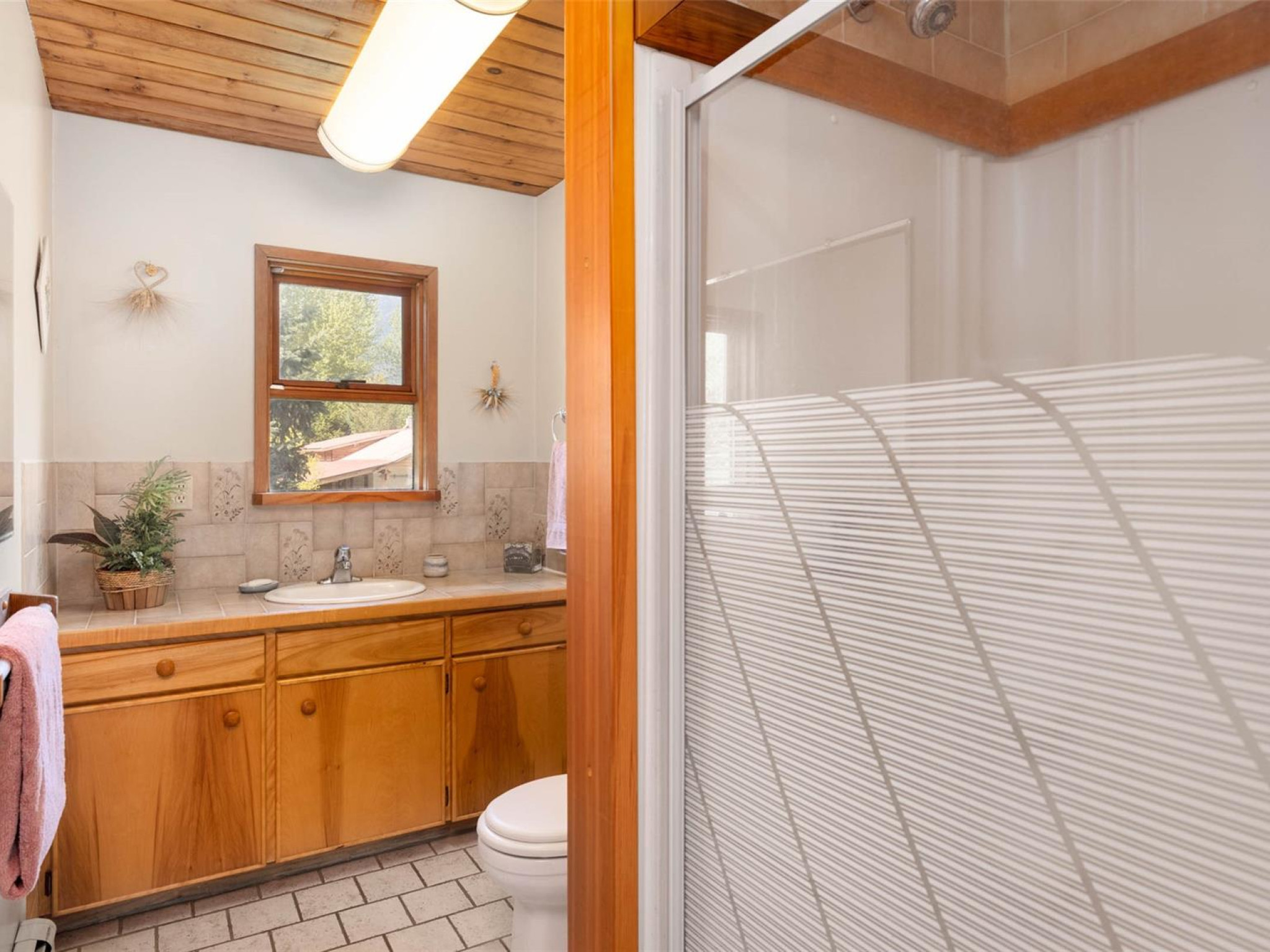 7869 Pemberton Meadows Road image 9