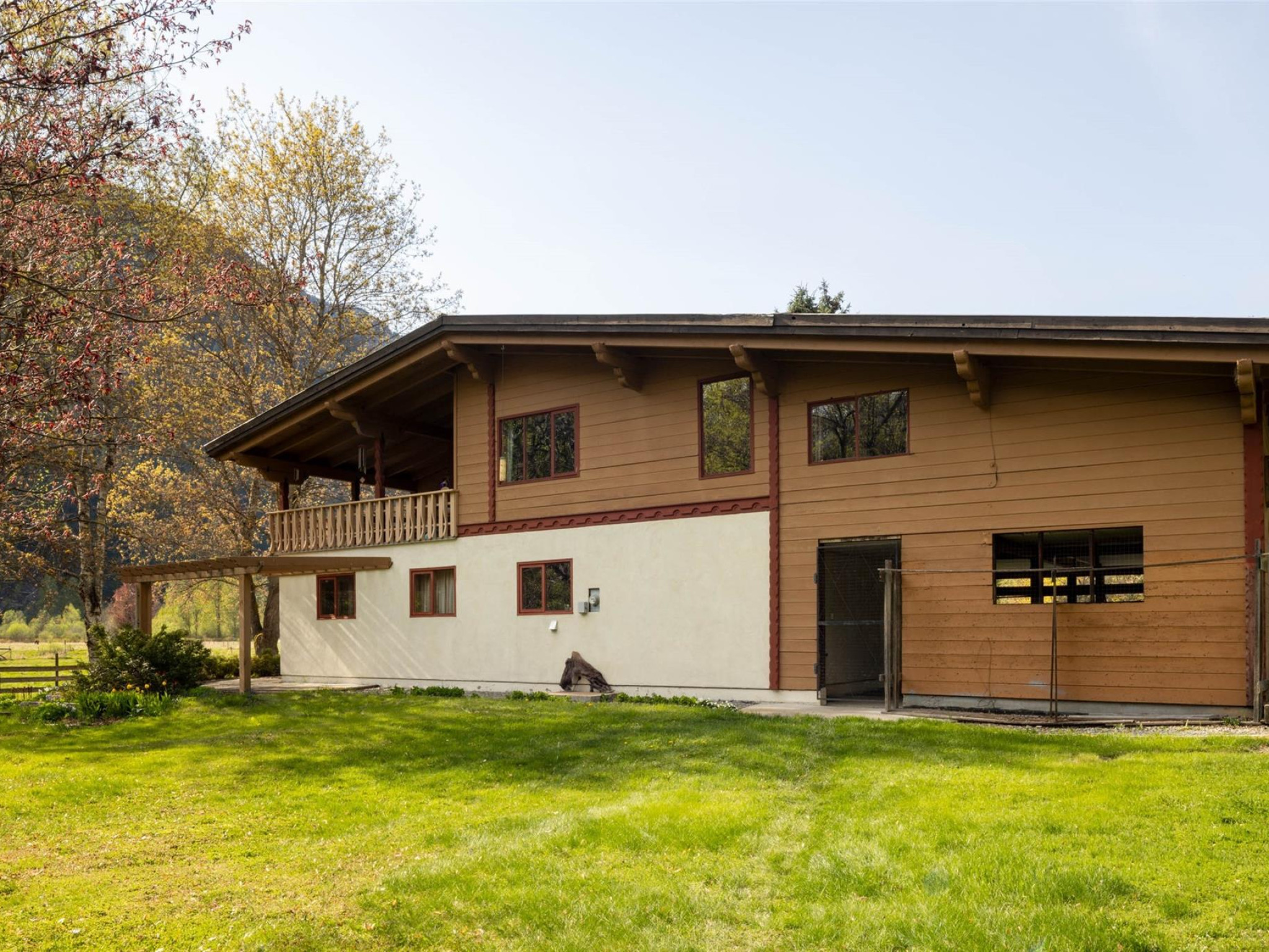 7869 Pemberton Meadows Road image 29