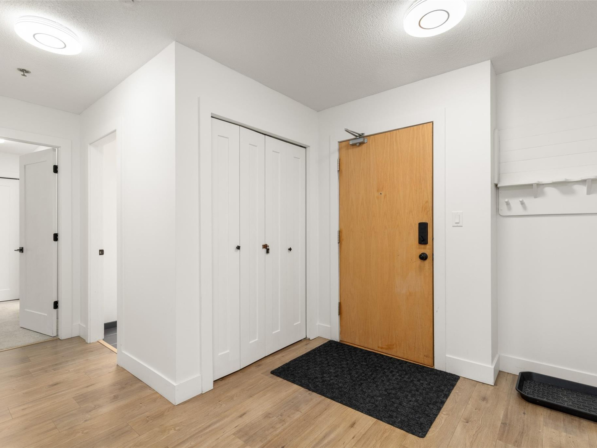 225-3309 Ptarmigan Place image 11