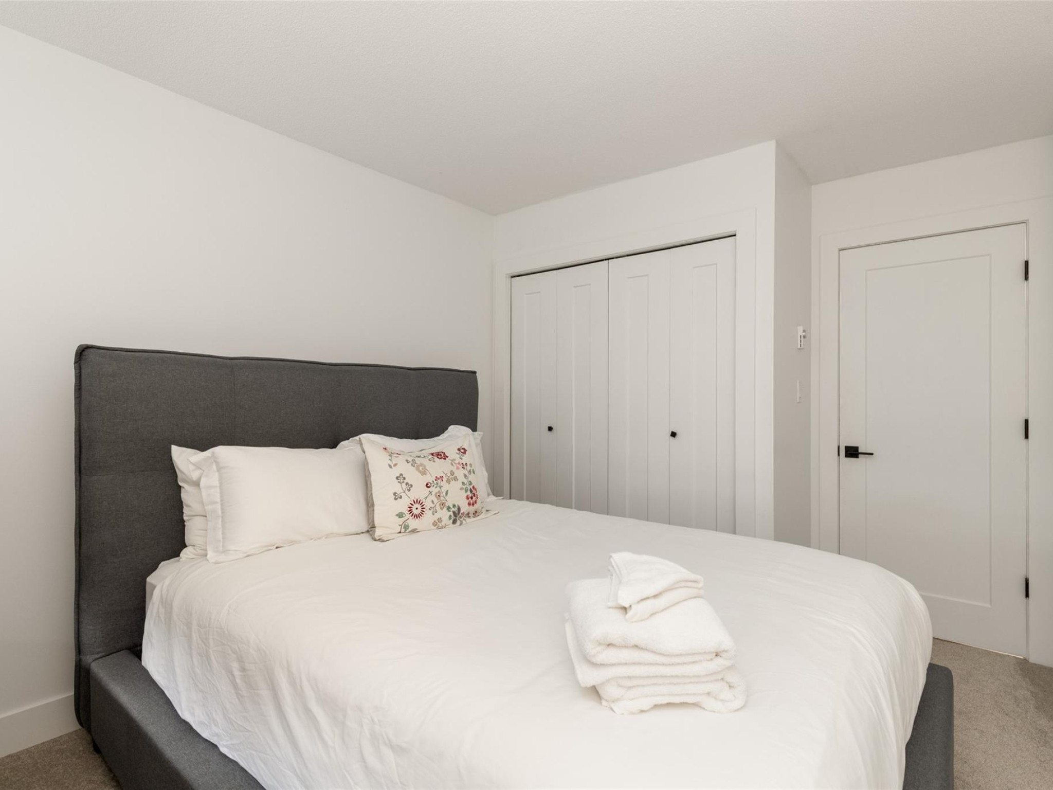 225-3309 Ptarmigan Place image 16