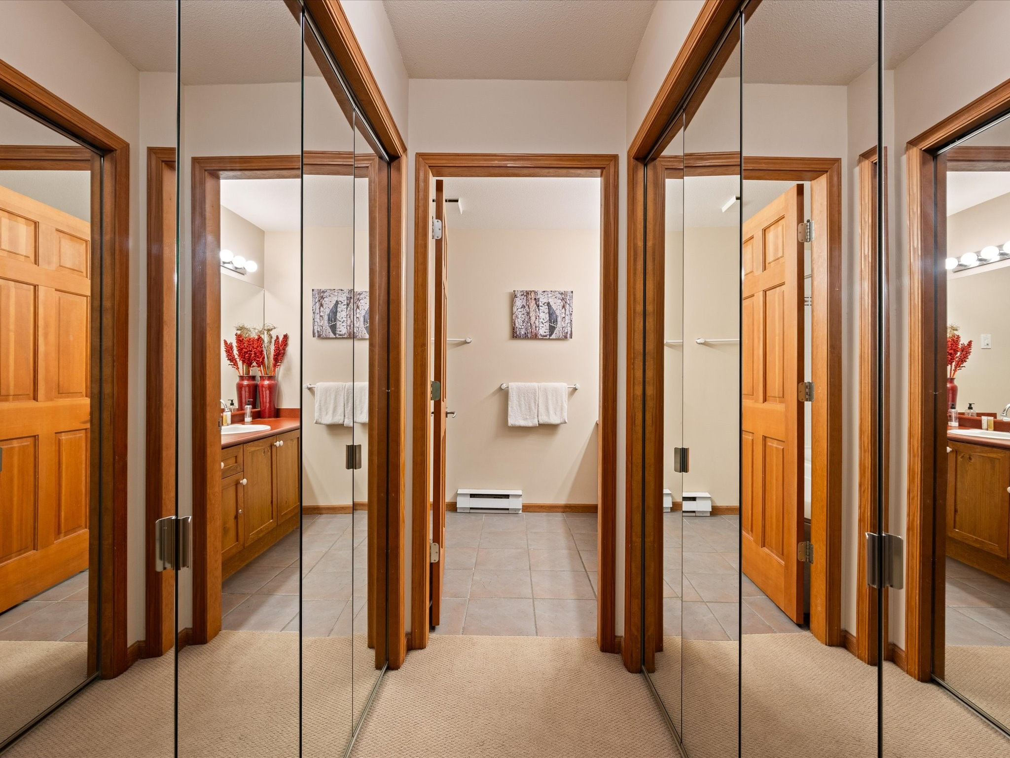 203-3300 Ptarmigan Place image 17