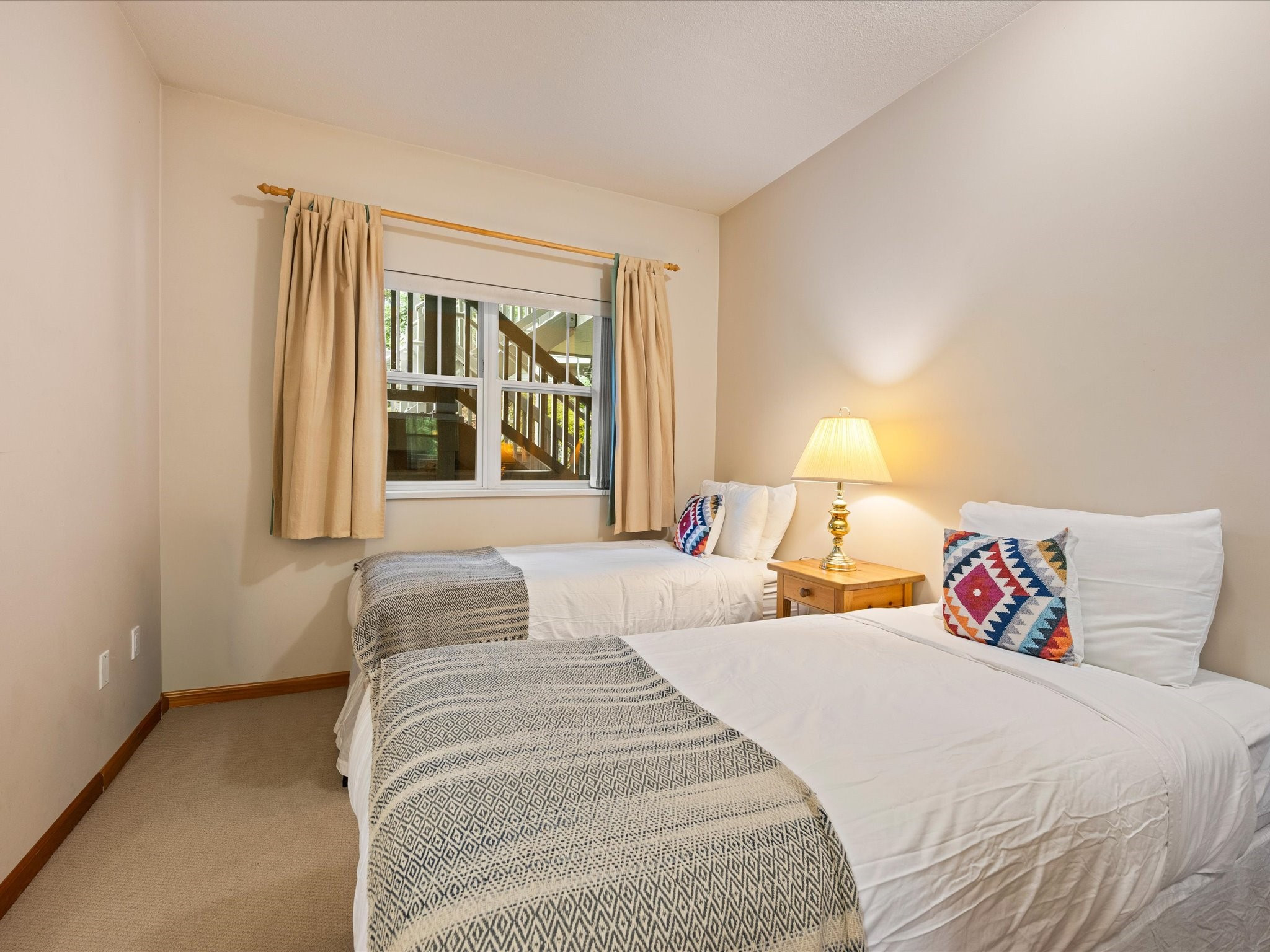 203-3300 Ptarmigan Place image 20