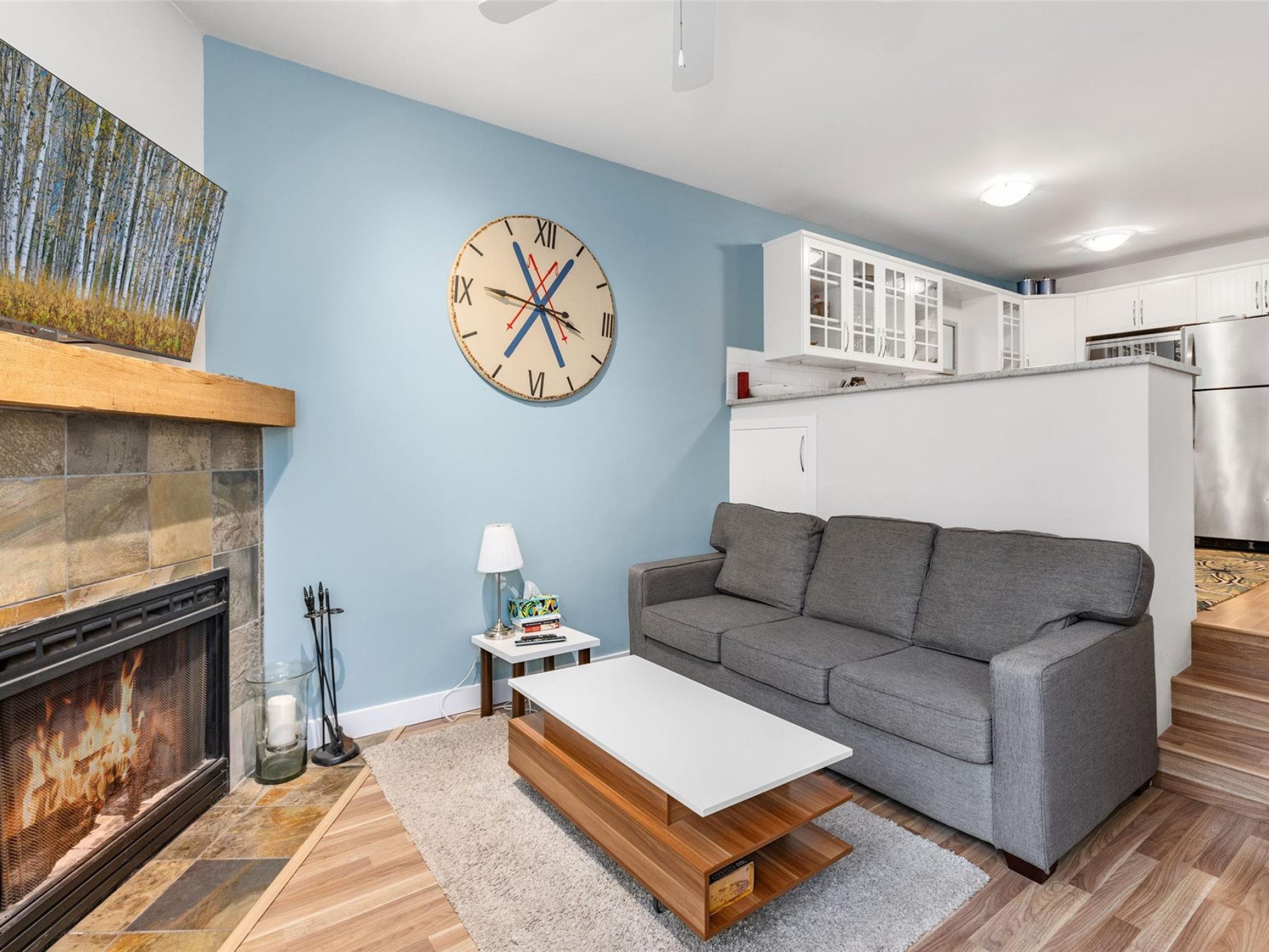 12-2213 Marmot Place image 2