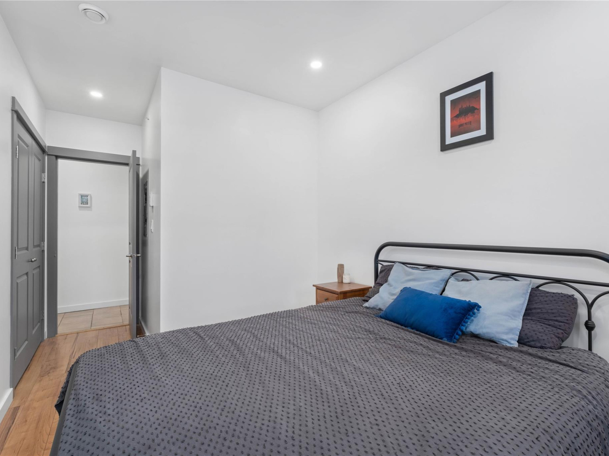 207-1411 Portage Road image 12