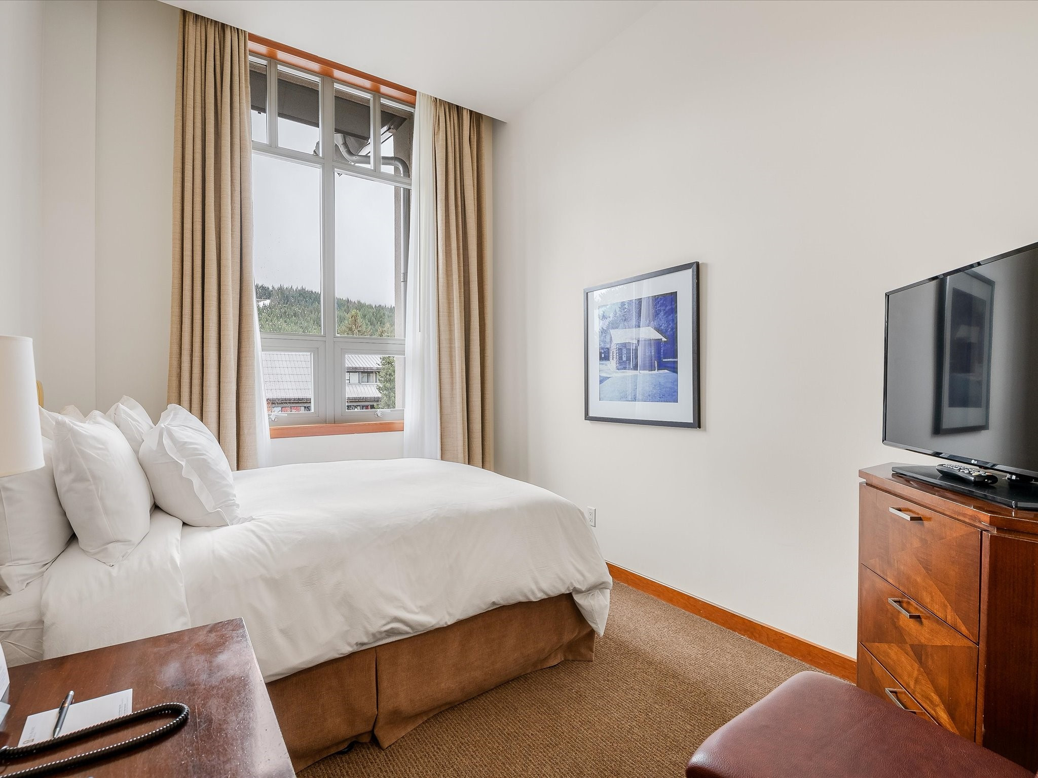 4407-4299 Blackcomb Way image 13