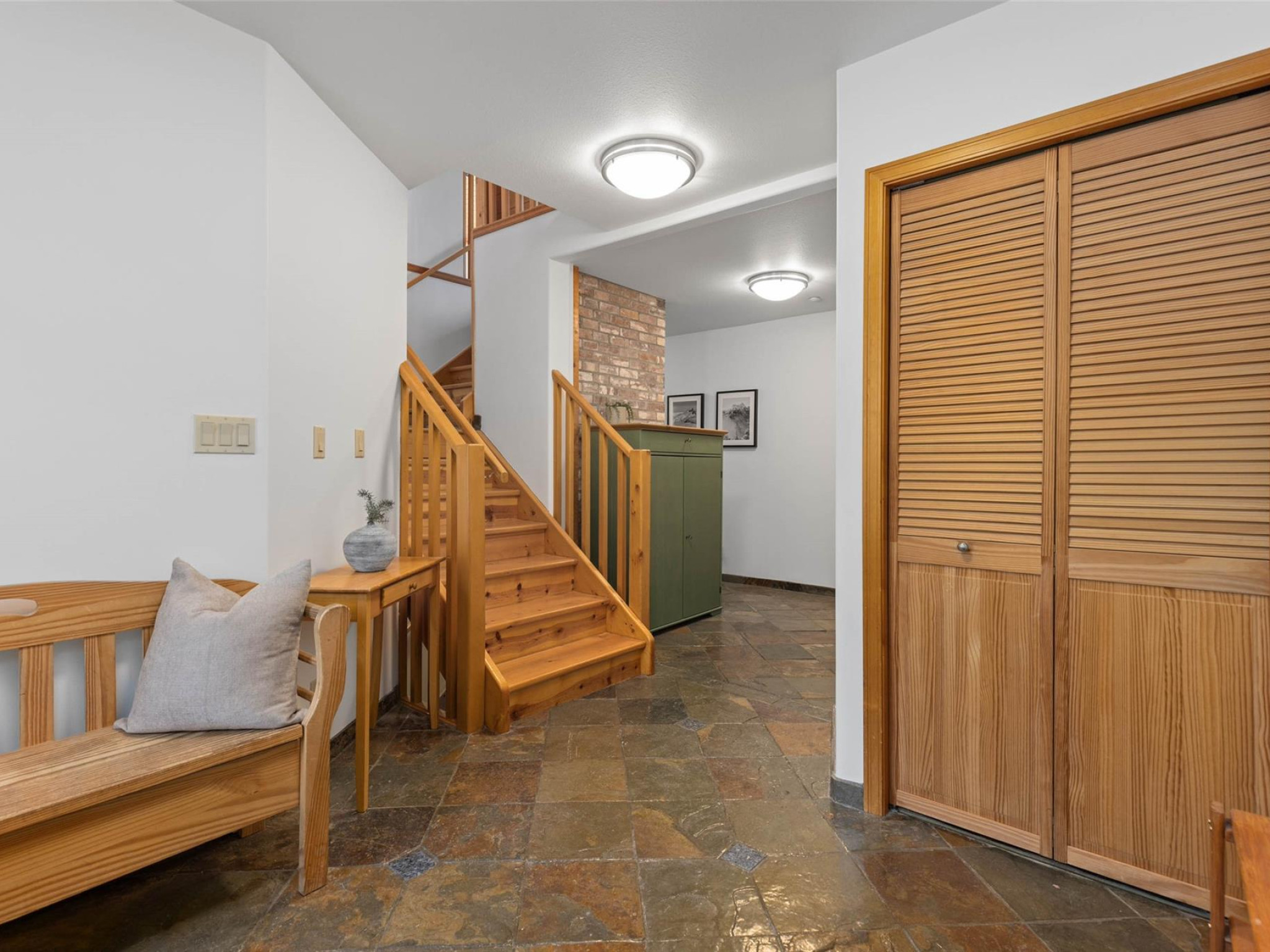 9548 Emerald Drive image 31