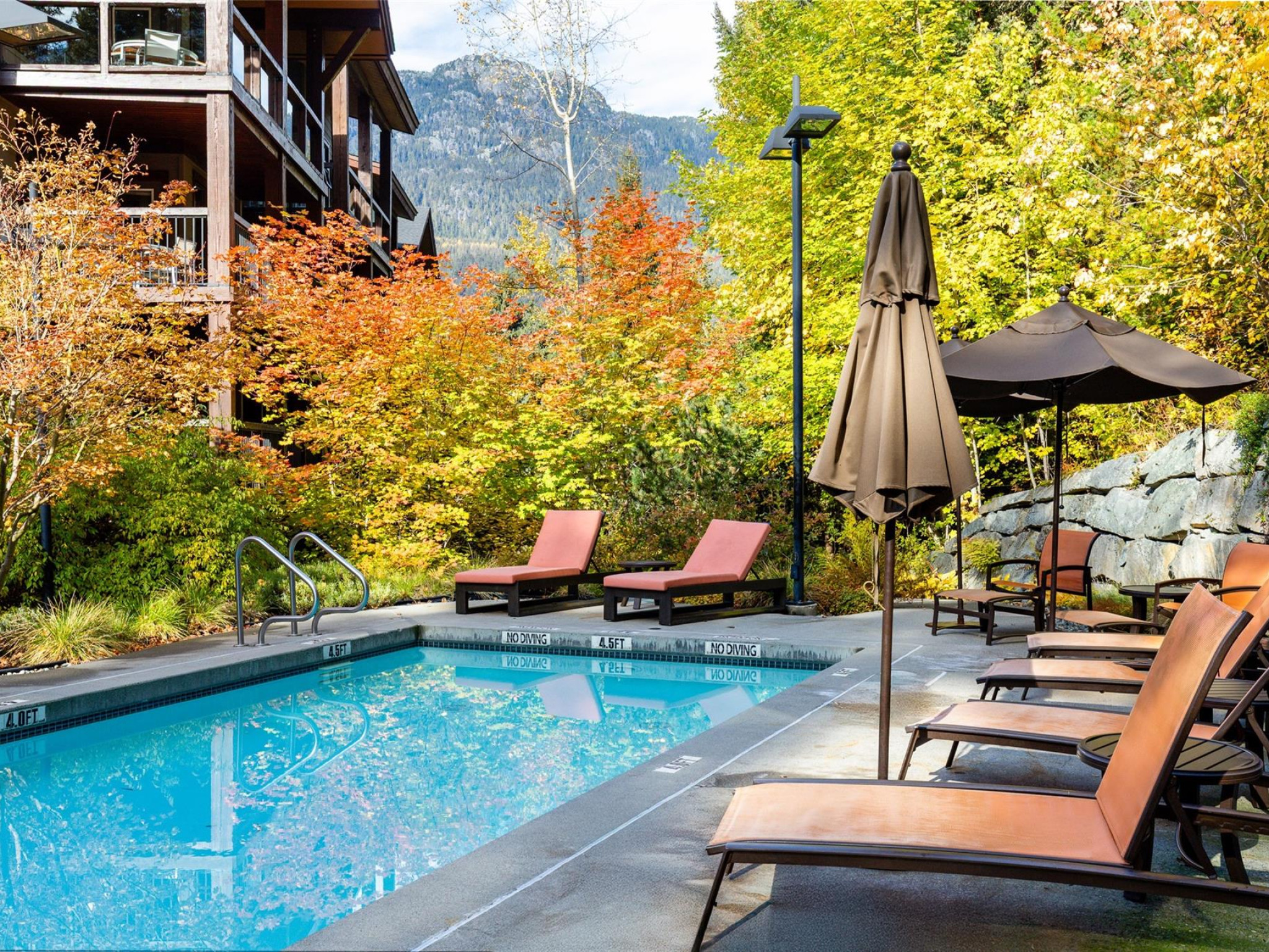 401C-2020 London Lane image 20