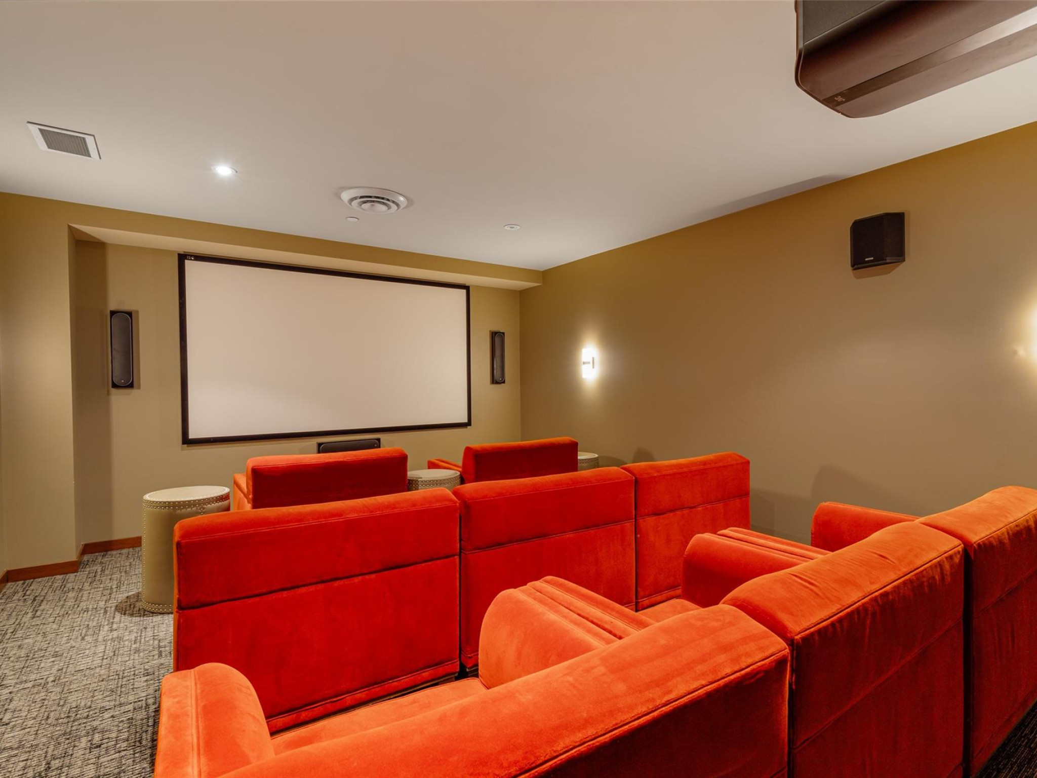 401C-2020 London Lane image 25