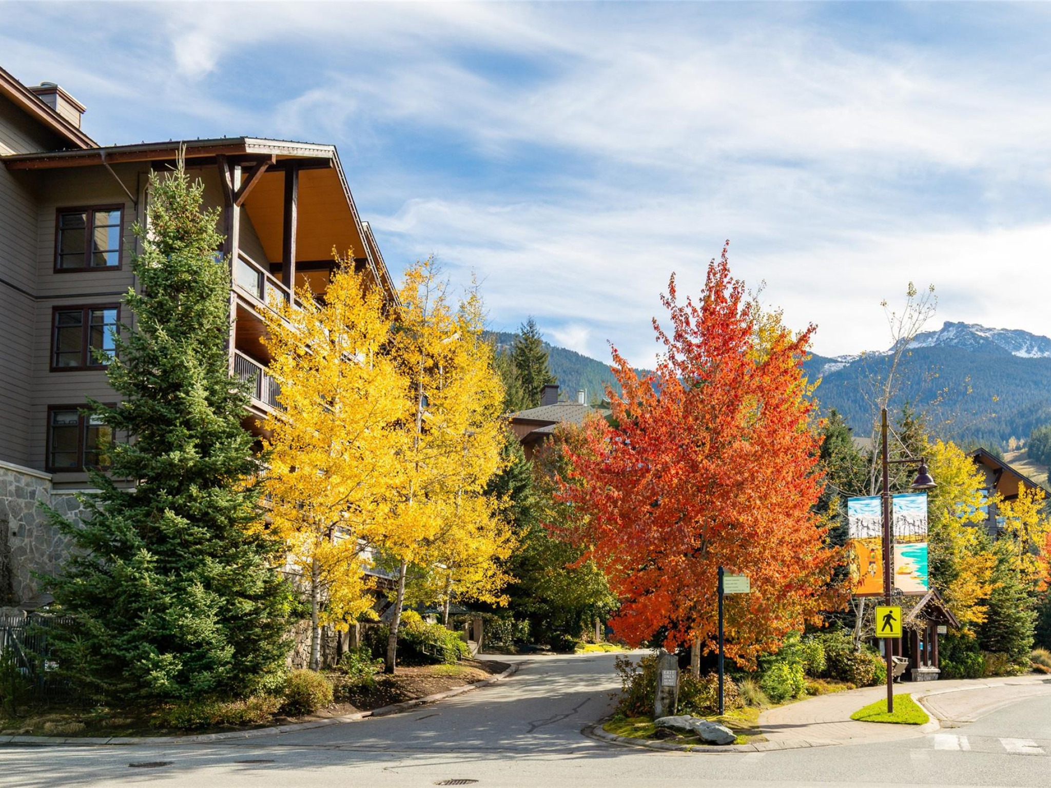 401C-2020 London Lane image 29