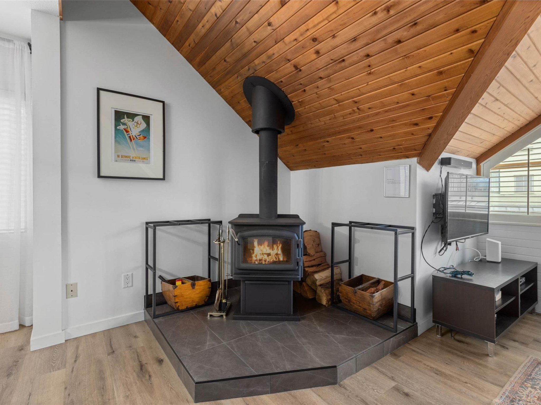 A-4324 Sunrise Alley image 9