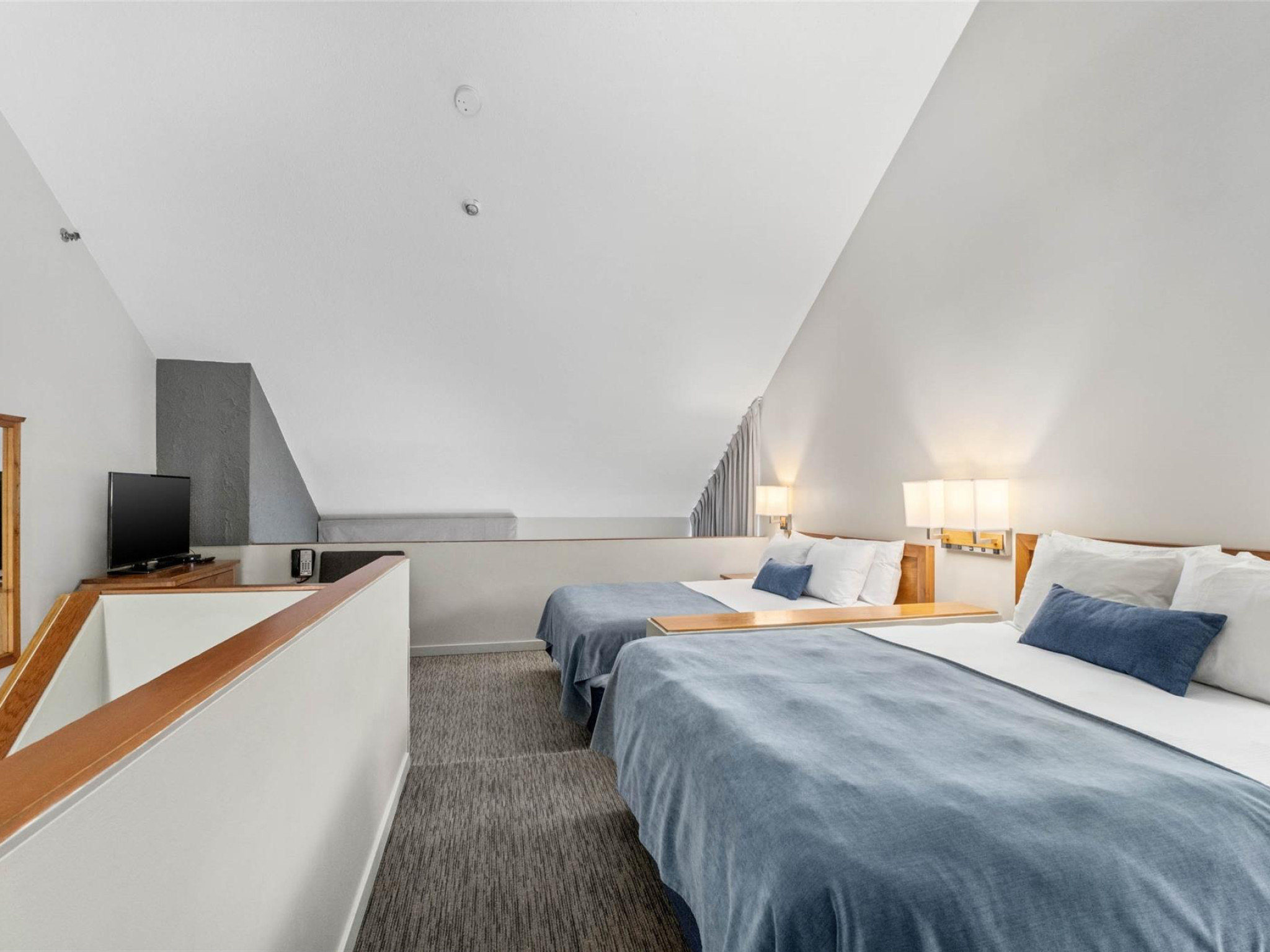 202-4420 Sundial Place image 9