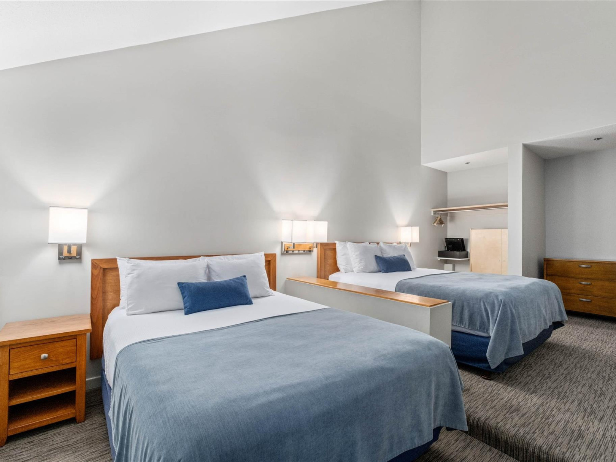 202-4420 Sundial Place image 8