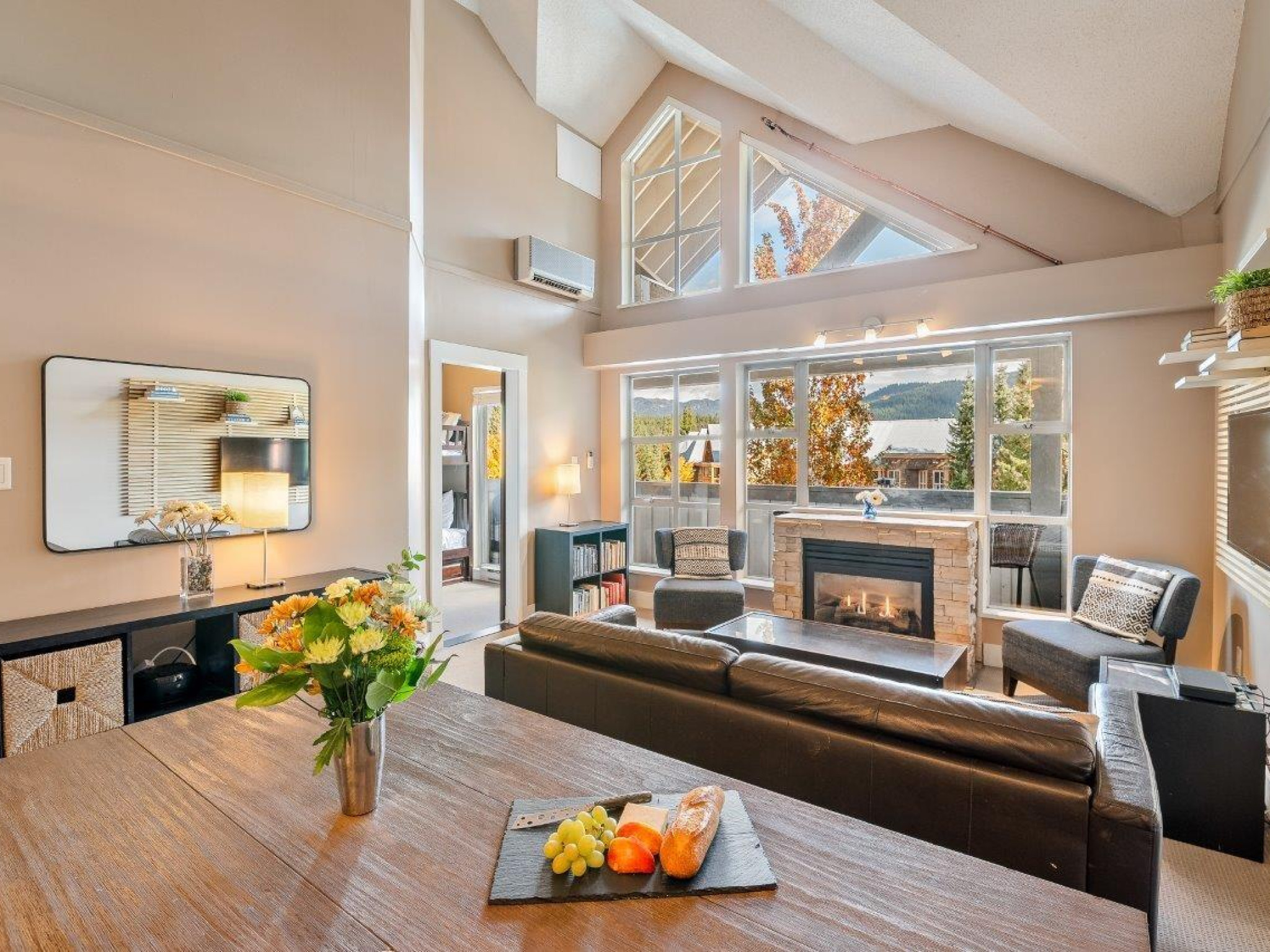 321-4573 Chateau Boulevard image 15