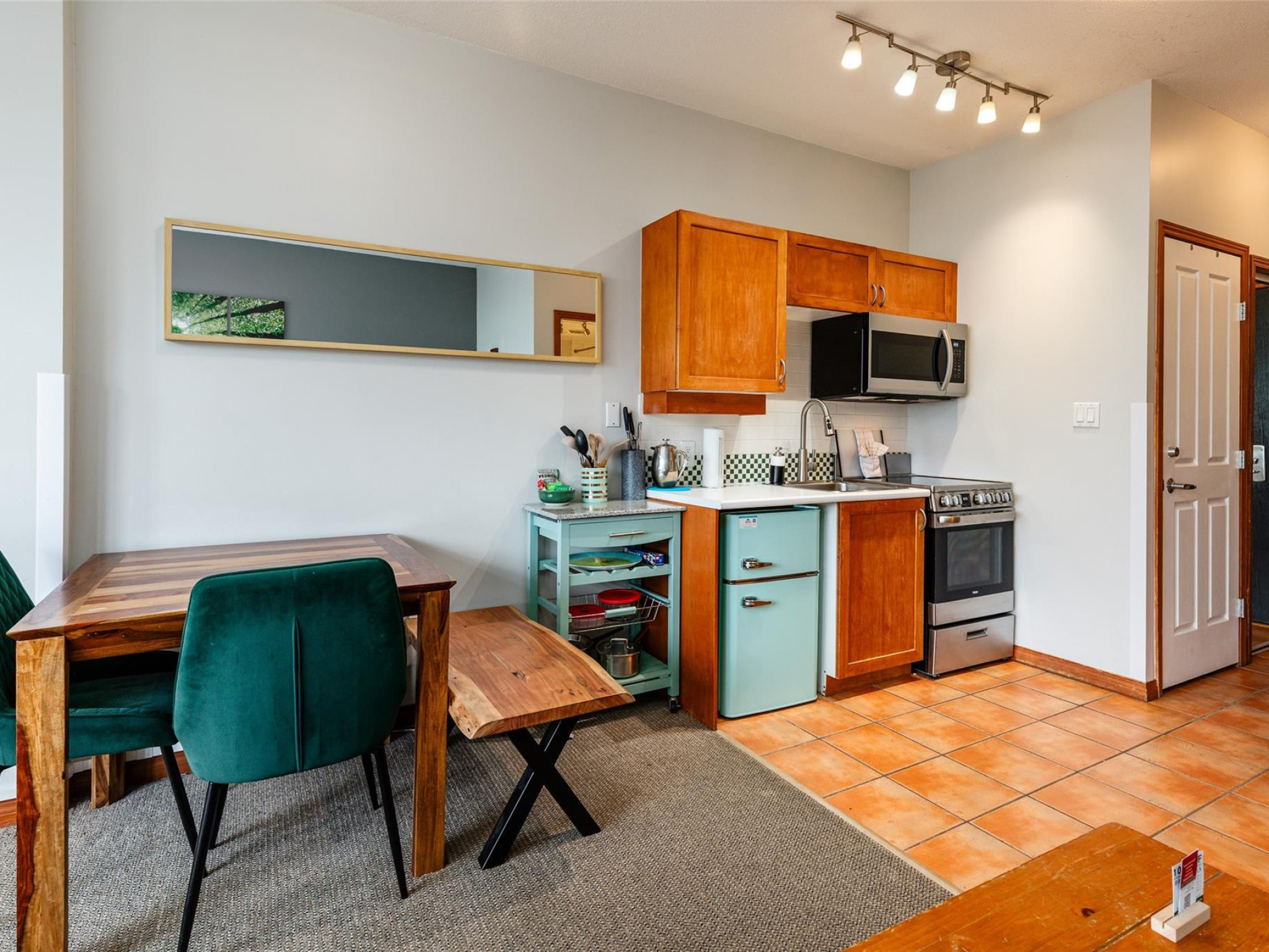 419-4369 Main Street image 11