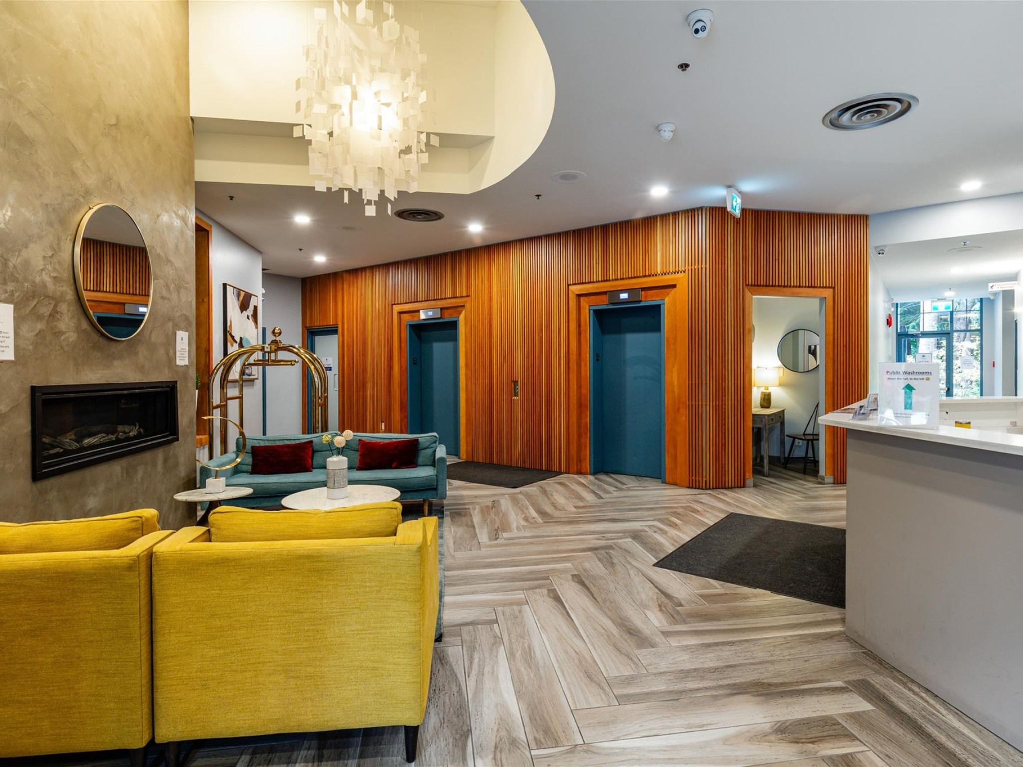 419-4369 Main Street image 16