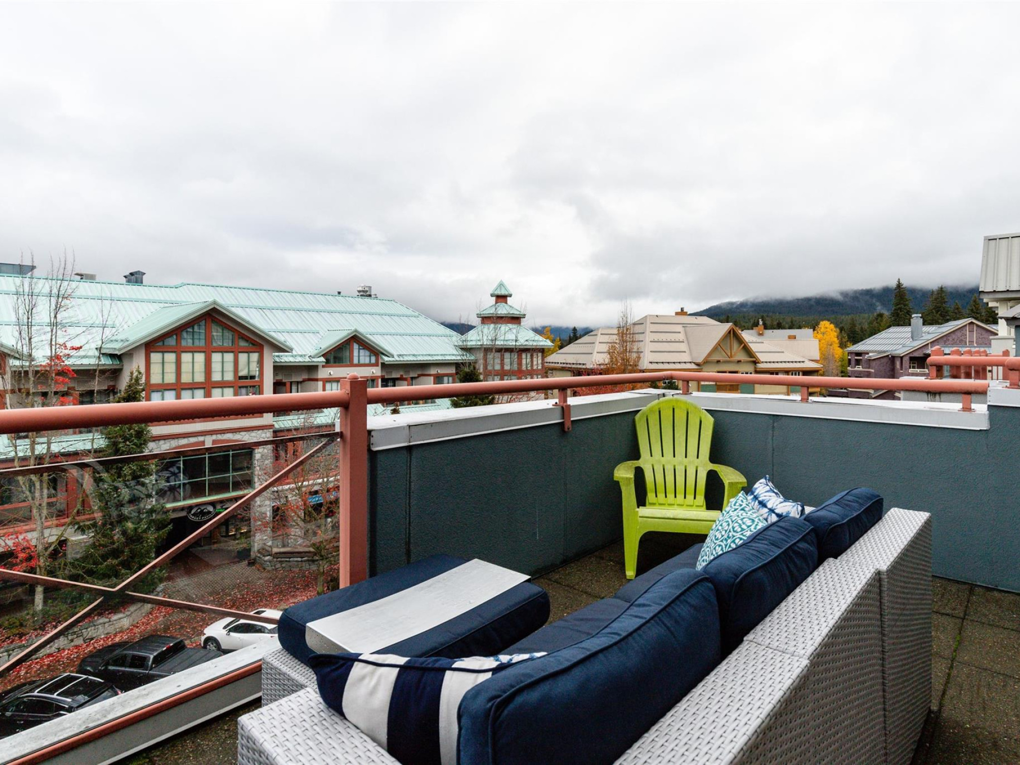 419-4369 Main Street image 6