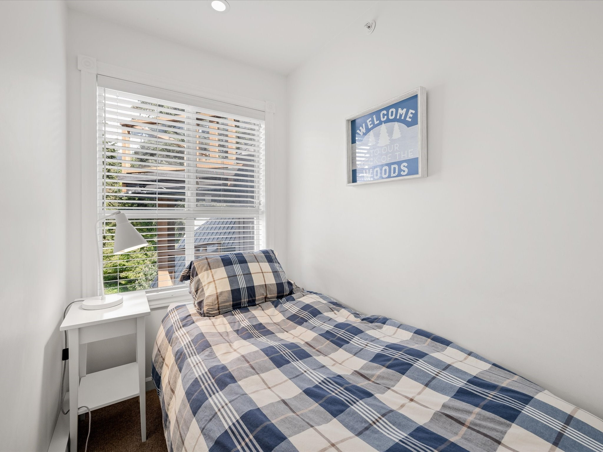 98-4388 Northlands Boulevard image 10