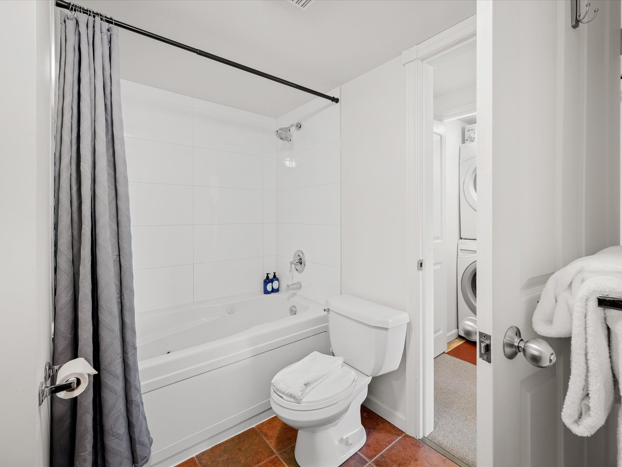 98-4388 Northlands Boulevard image 13