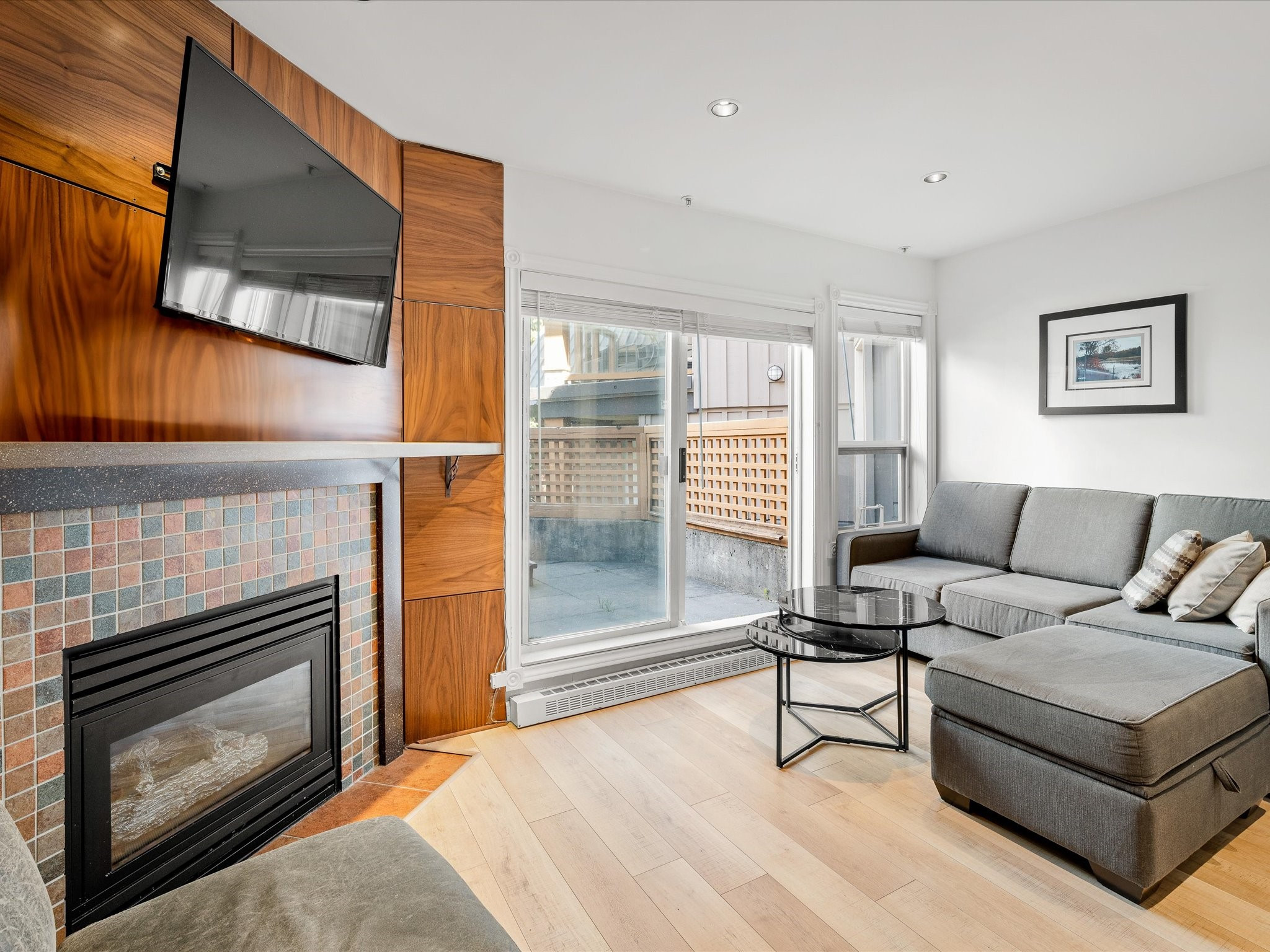 98-4388 Northlands Boulevard image 2