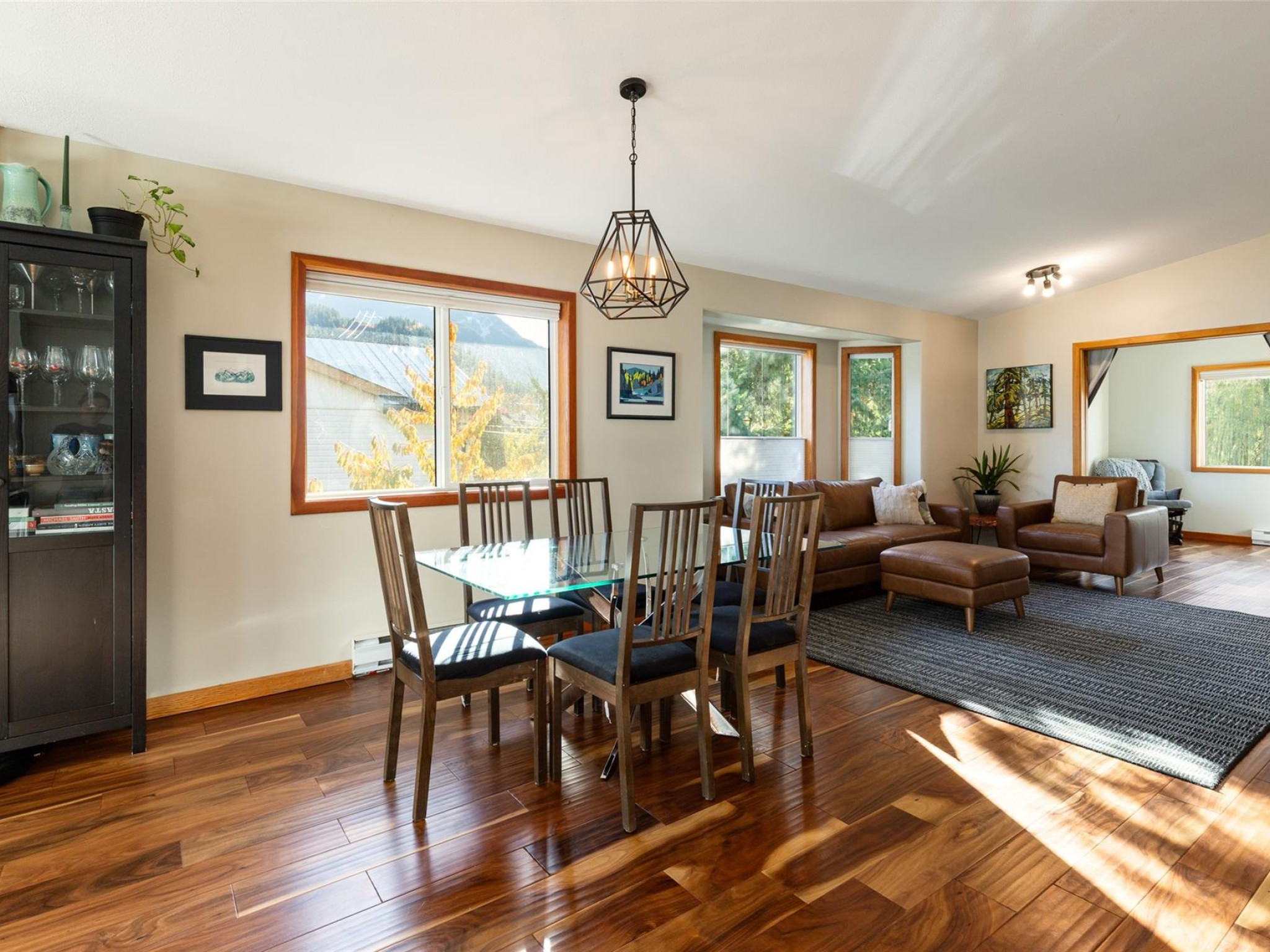 7386 Laurel Street image 10