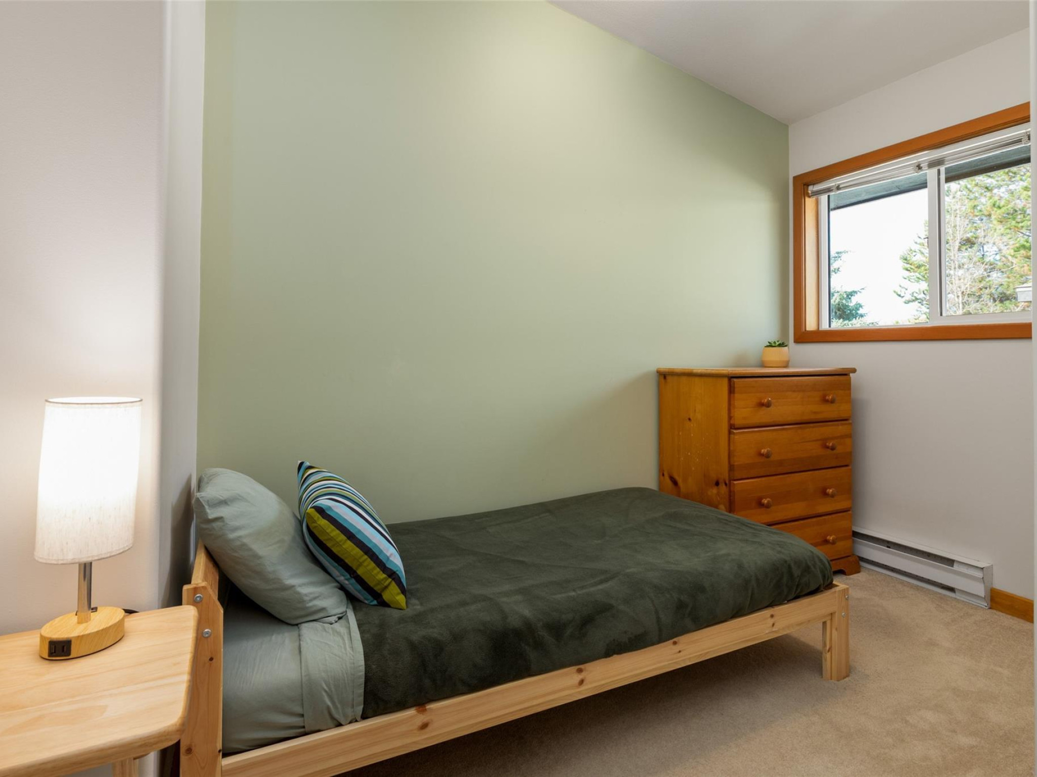 7386 Laurel Street image 16