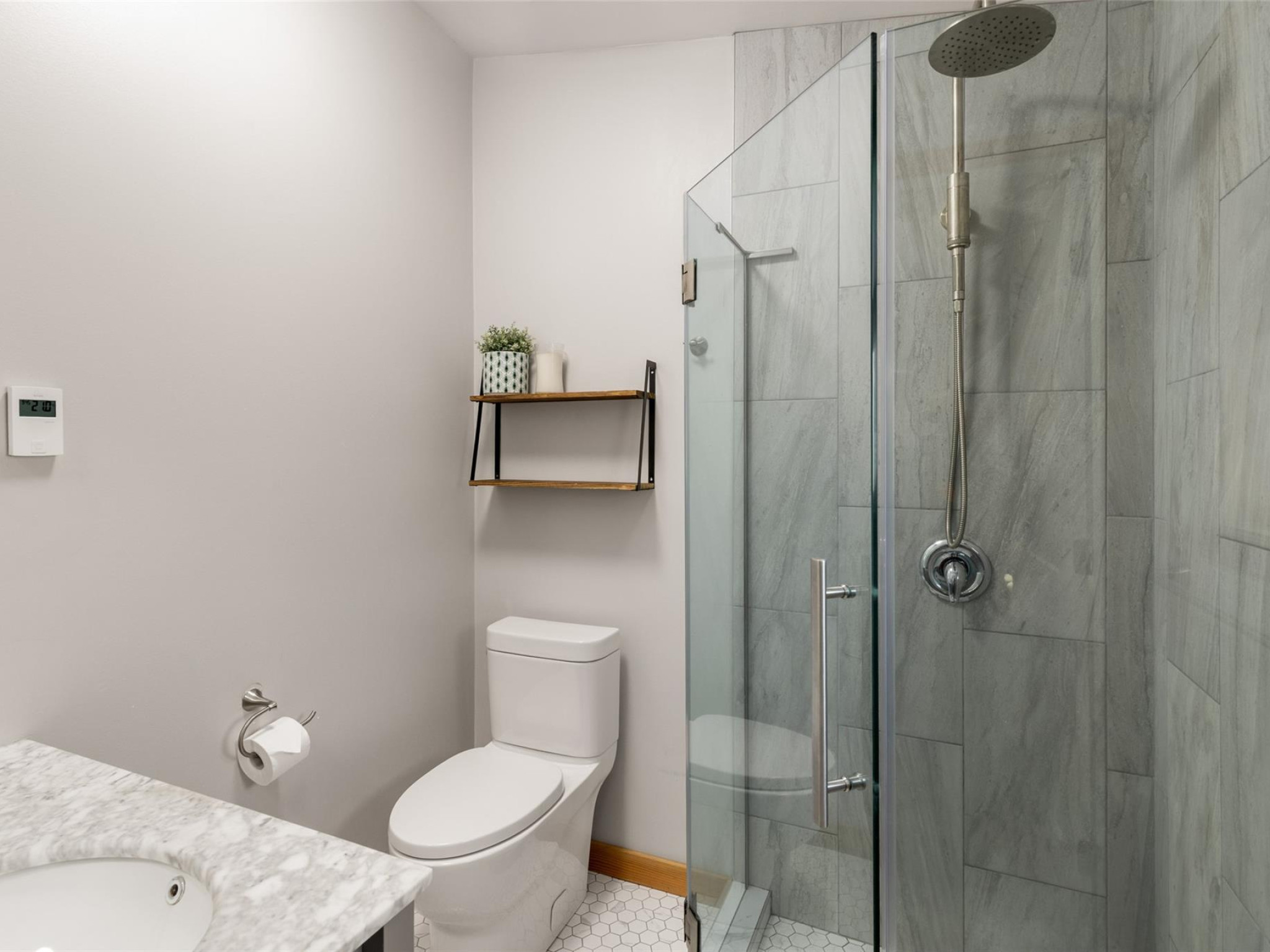 7386 Laurel Street image 17