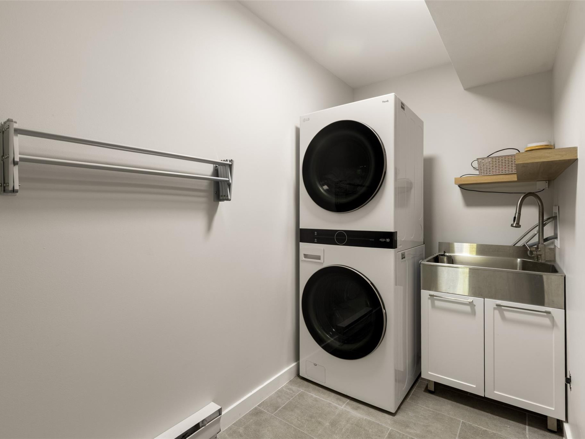 7386 Laurel Street image 19