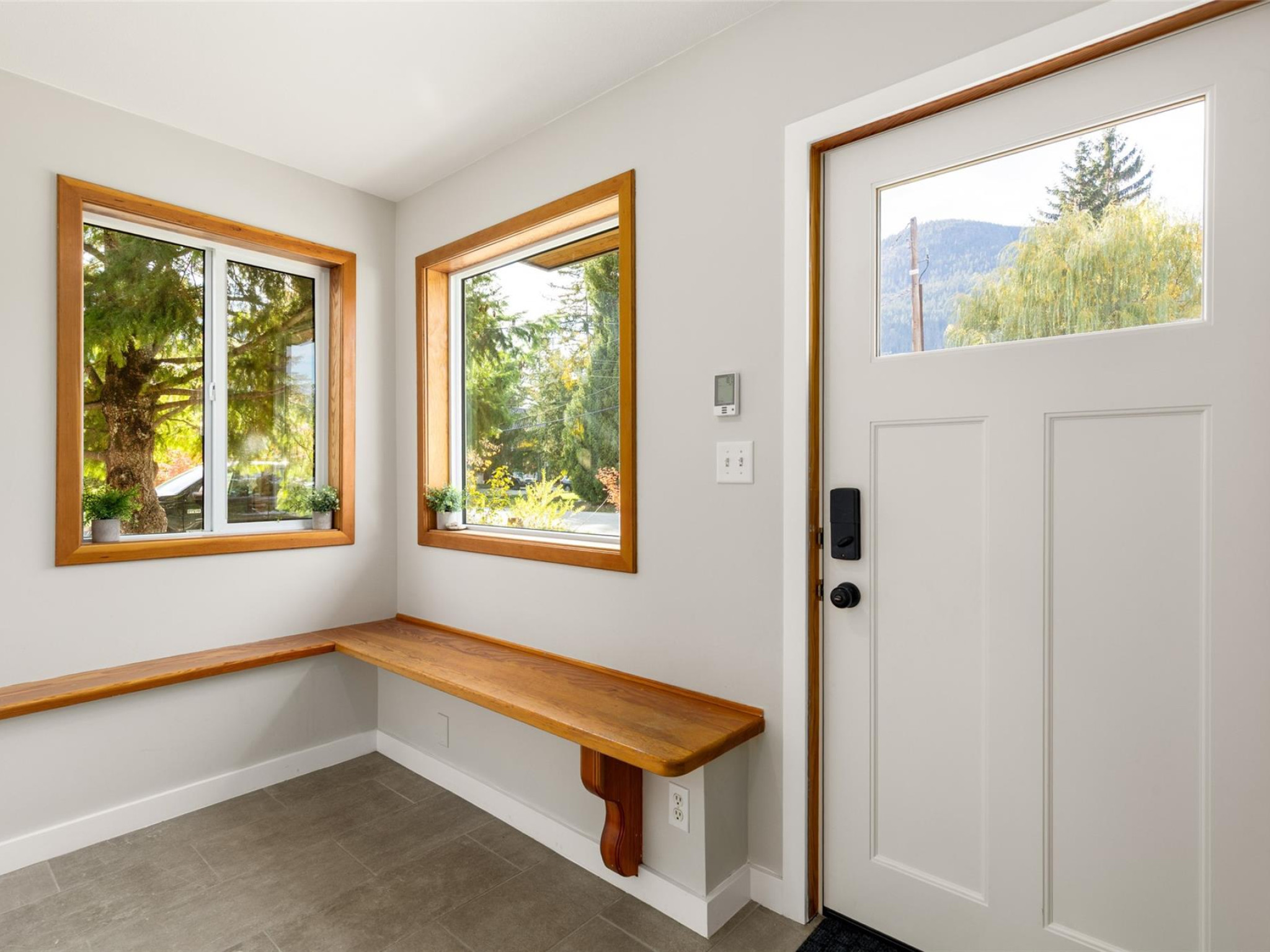 7386 Laurel Street image 20