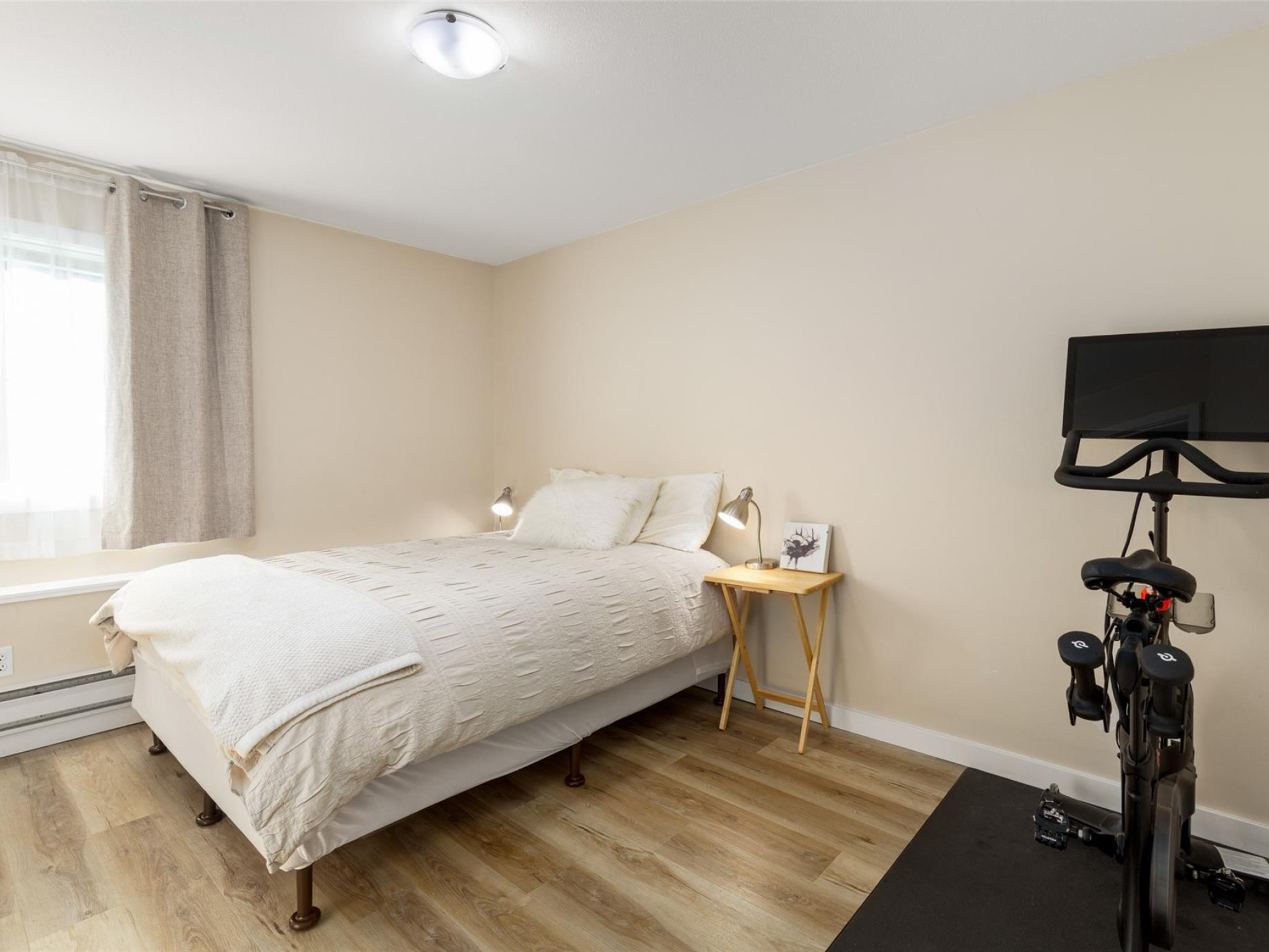 7386 Laurel Street image 24