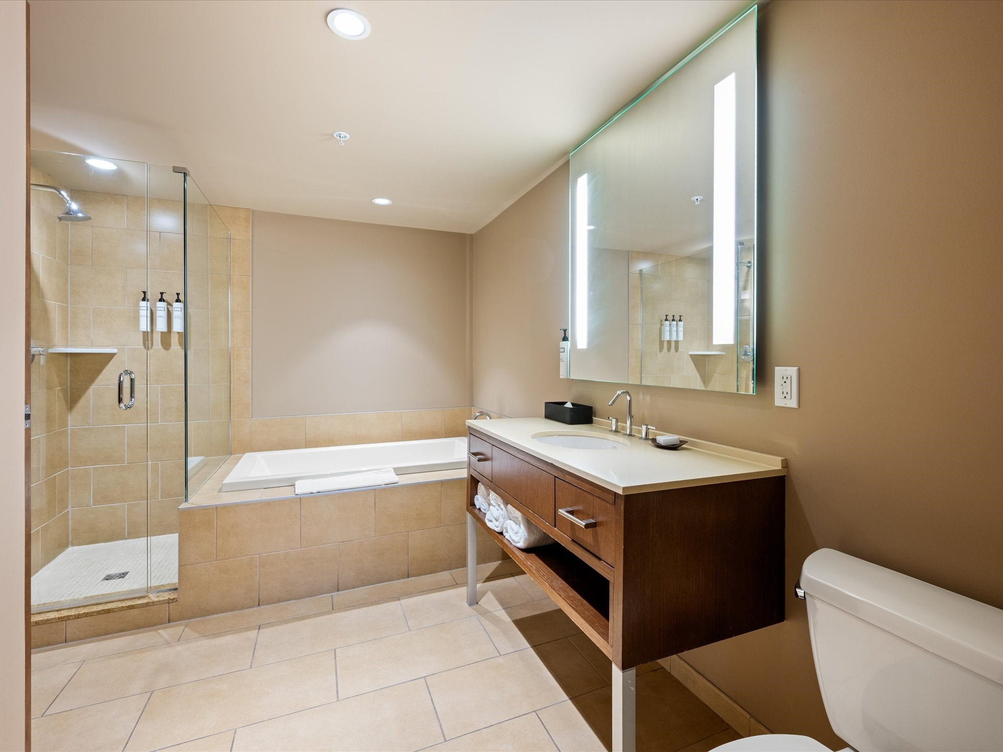 106A-2020 London Lane image 14