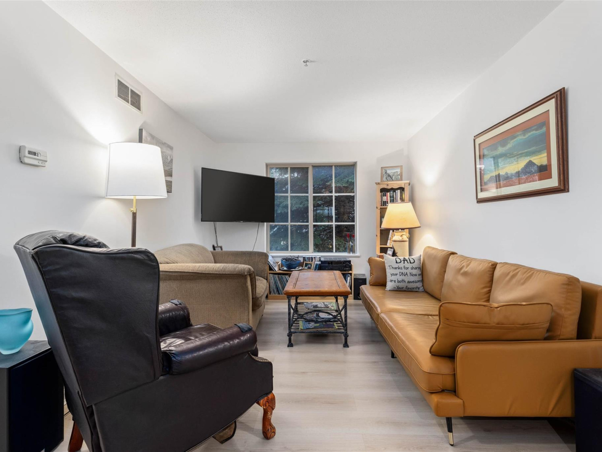 2-1447 Vine Road image 6