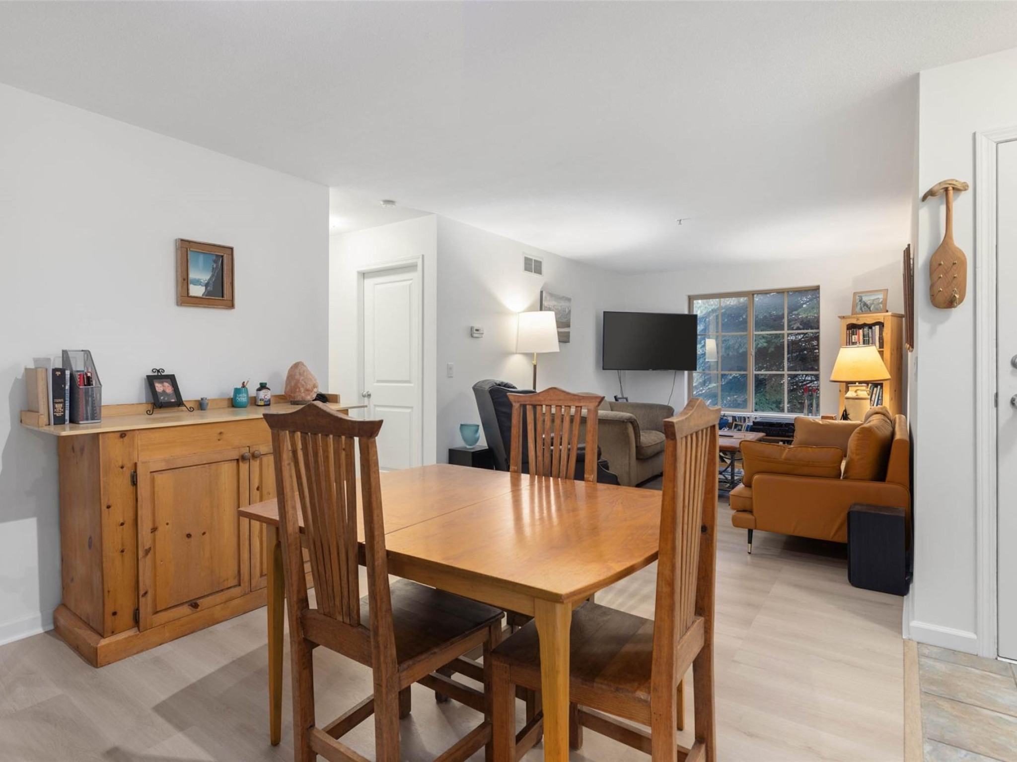 2-1447 Vine Road image 7