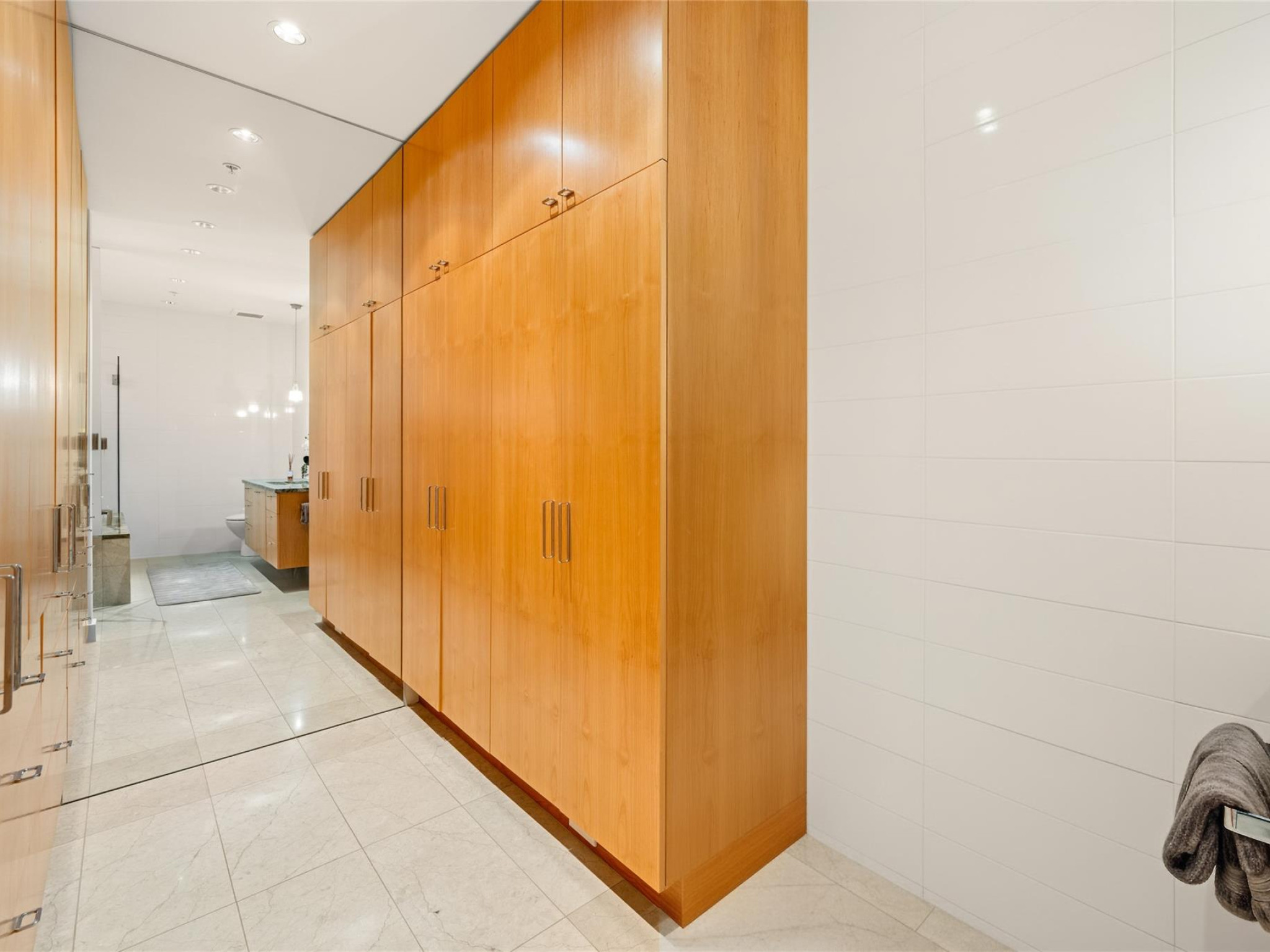 20-2301 Taluswood Place image 20