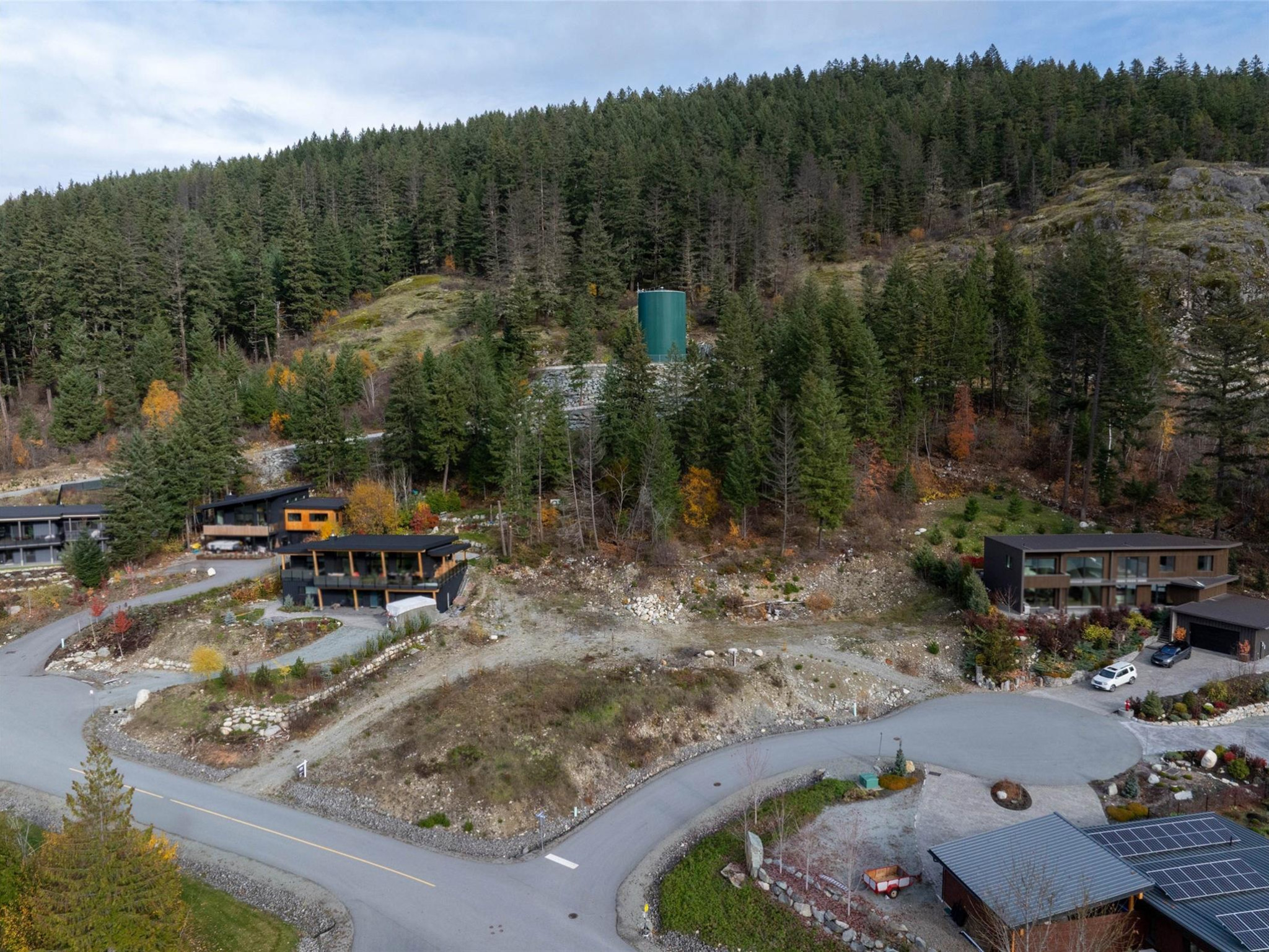 7516 Pebble Creek Drive image 3