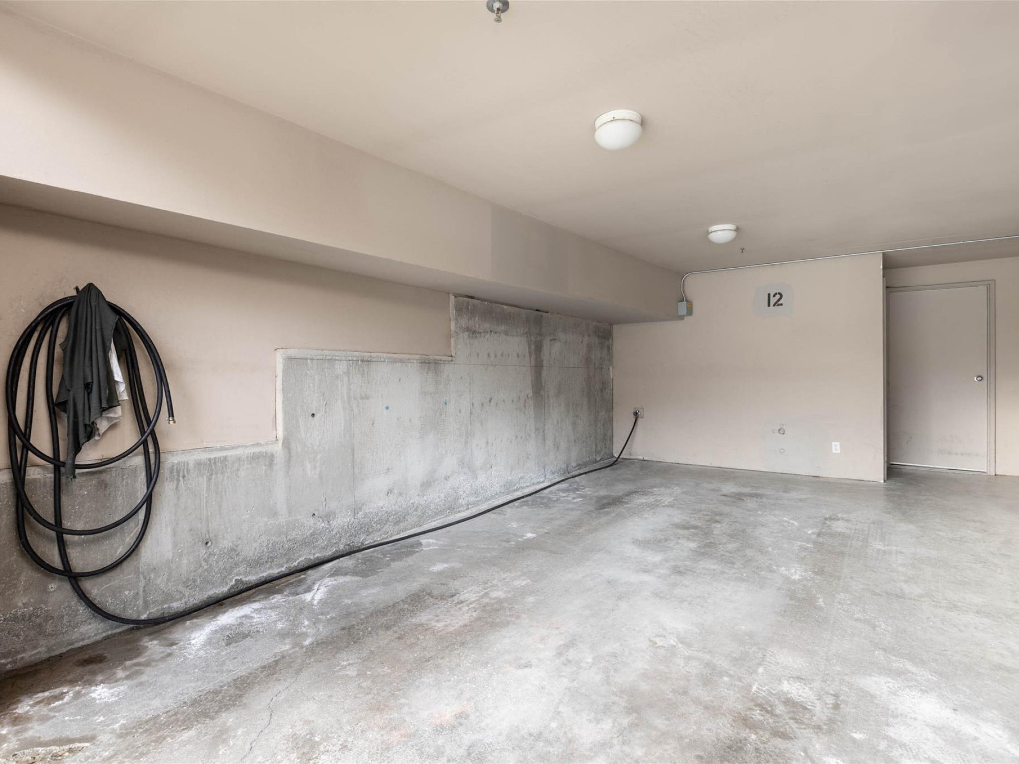 12-1442 Vine Road image 25