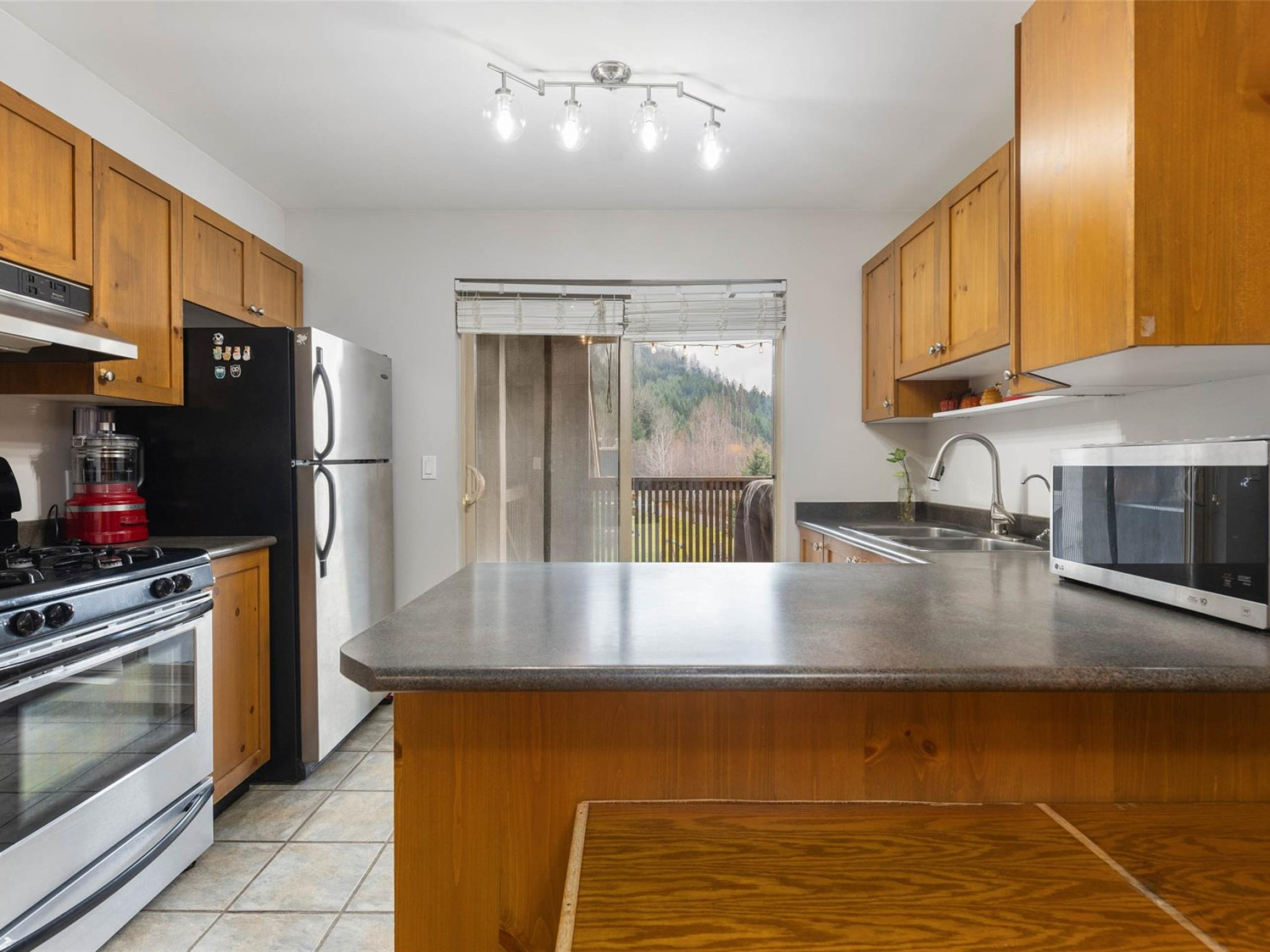 12-1442 Vine Road image 6