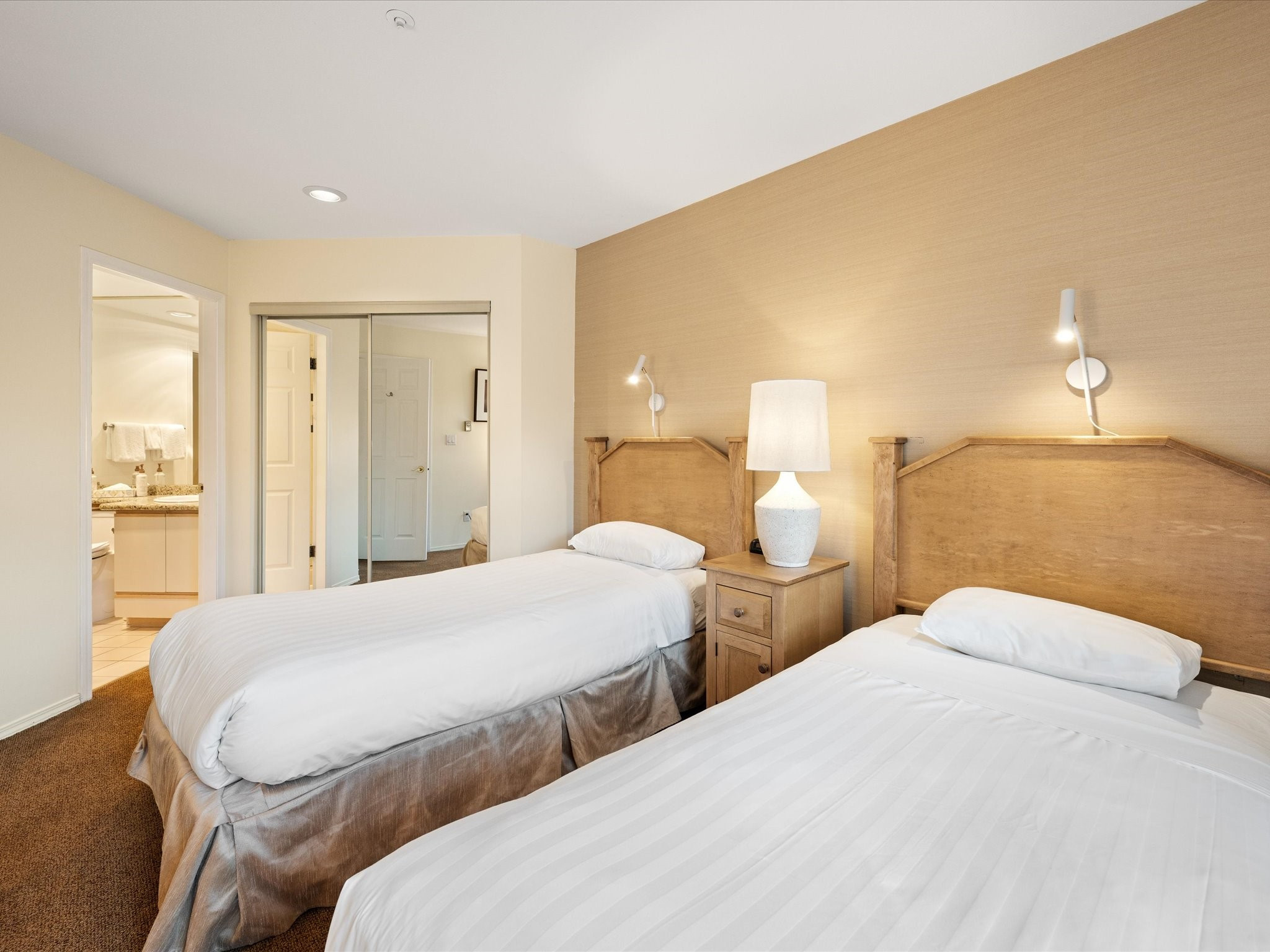 105-3217 Blueberry Drive image 18