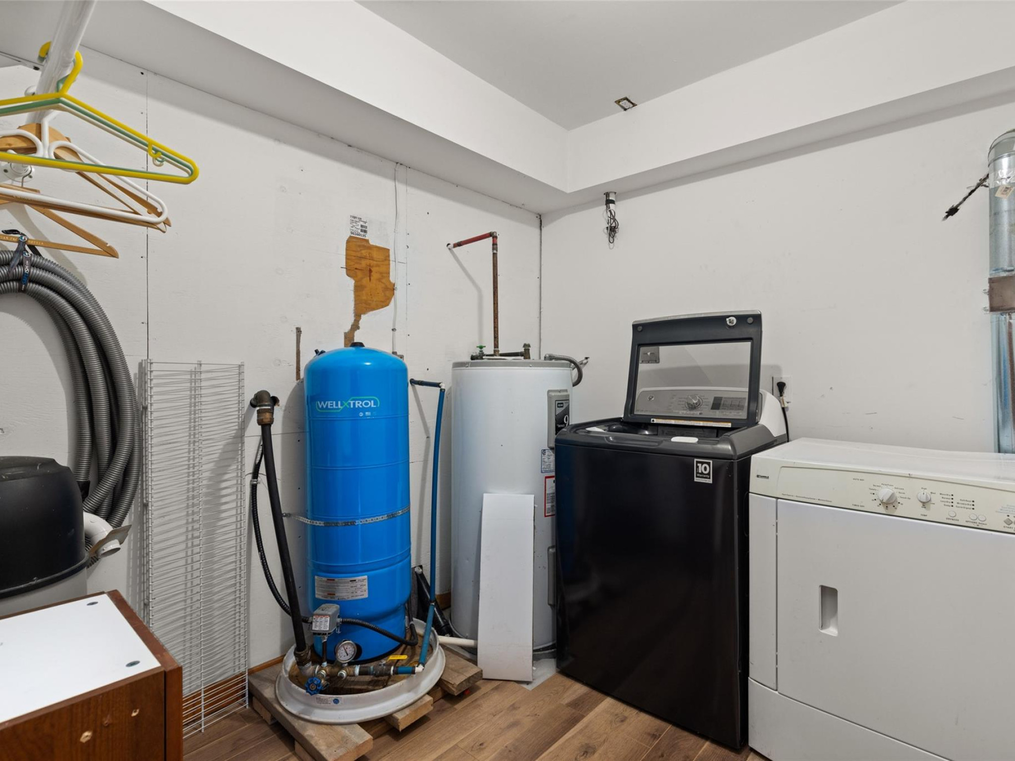 3492 Blackwater Road image 30