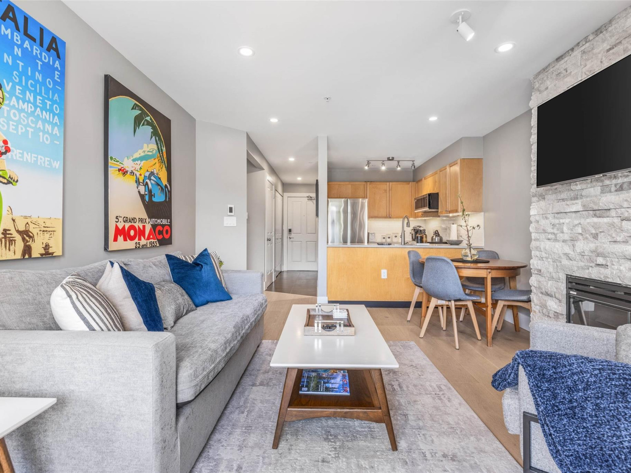 210-8080 Nicklaus North Boulevard image 3