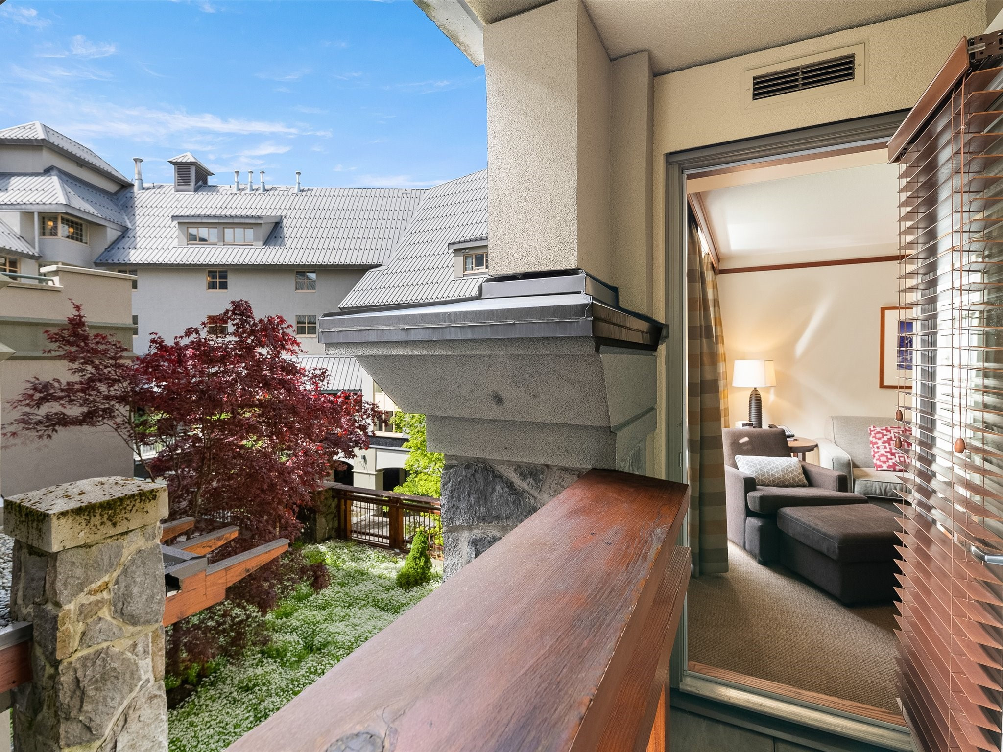 3303-4299 Blackcomb Way image 5