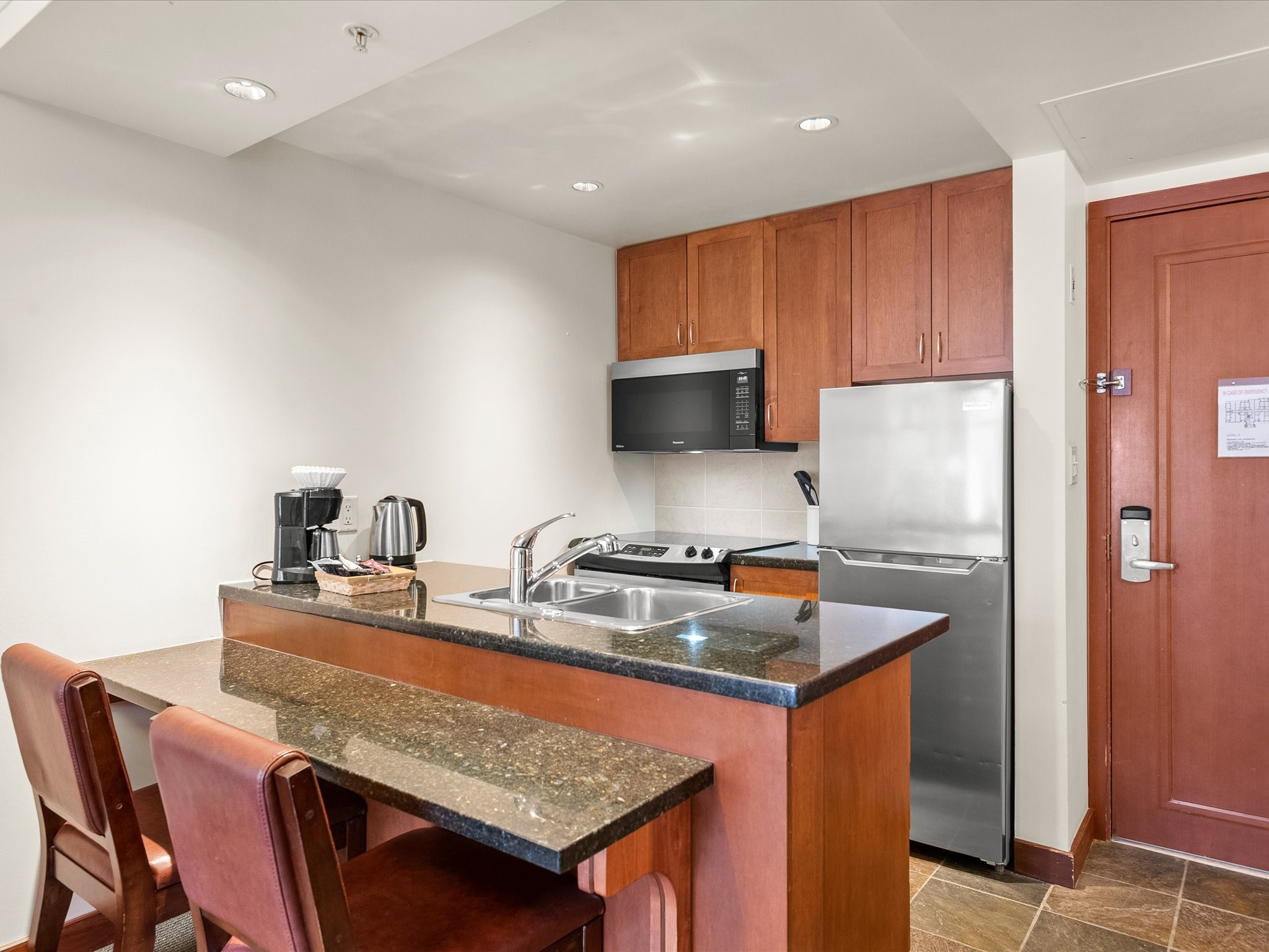 3303-4299 Blackcomb Way image 6