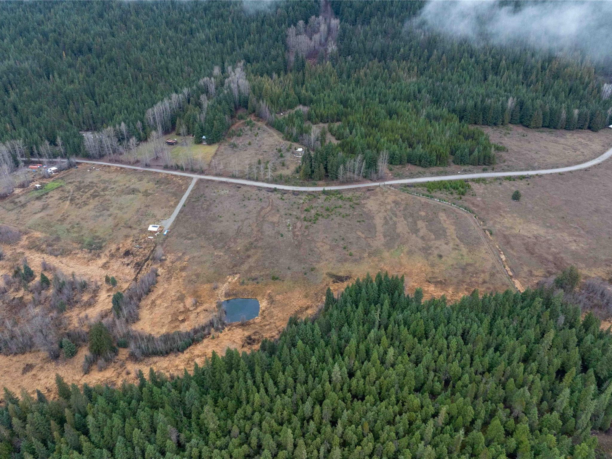 2690 Blackwater Road image 10