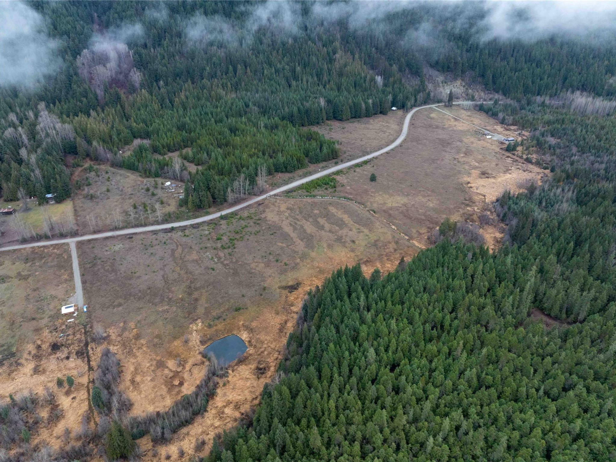 2690 Blackwater Road image 12